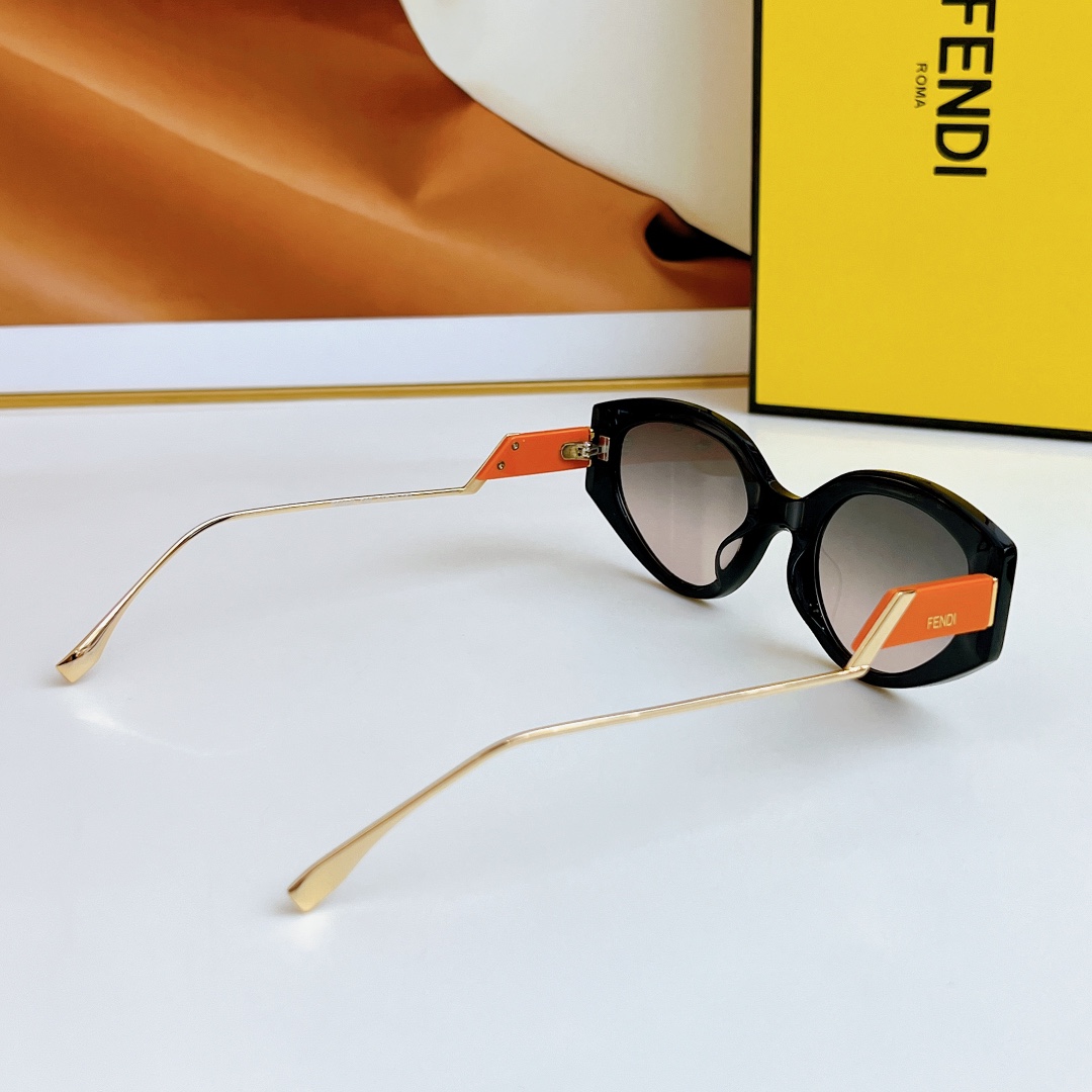  FENDI*
ModFE3020
Size51-23-142
🔝🔝