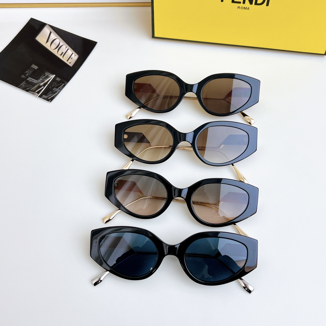  FENDI*
ModFE3020
Size51-23-142
🔝🔝
