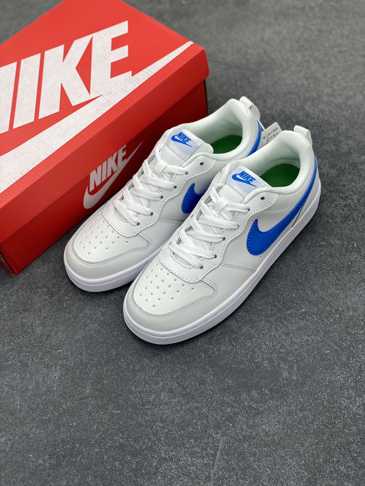 图片[8]-福利特价 Nike Court Borough Low 低帮百搭透气休闲运动板鞋男女鞋 经典耐用的设计，兼顾舒适脚感和出众风范，演绎匠心之作。结构性的支撑贴合感结合复古篮球设计，塑就场外全明星风范。 货号：BQ5448-123 尺码：36 36.5 37.5 38 38.5 39 40 40.5 41 42 42.5 43 44 45-选品中心