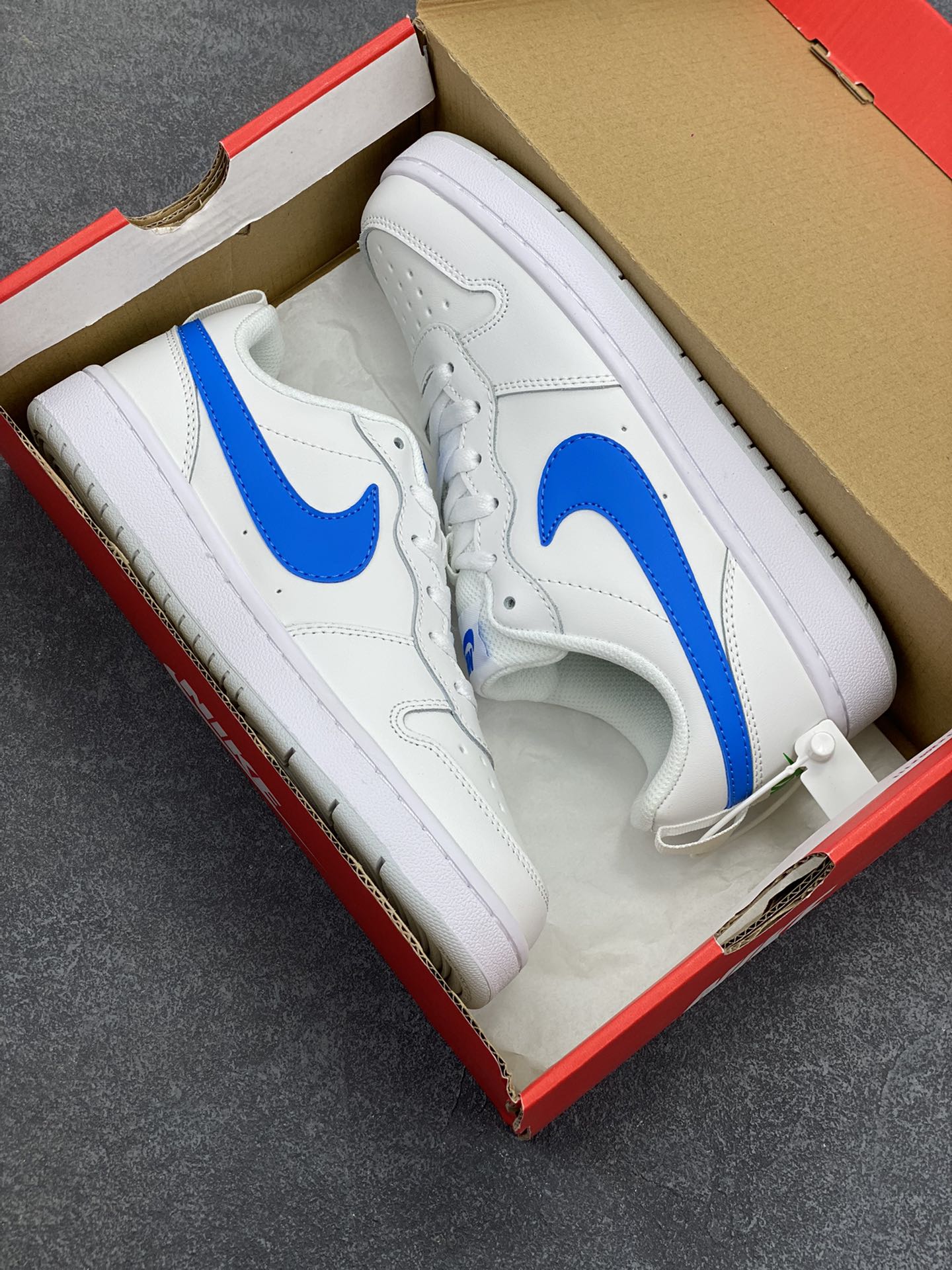 图片[9]-福利特价 Nike Court Borough Low 低帮百搭透气休闲运动板鞋男女鞋 经典耐用的设计，兼顾舒适脚感和出众风范，演绎匠心之作。结构性的支撑贴合感结合复古篮球设计，塑就场外全明星风范。 货号：BQ5448-123 尺码：36 36.5 37.5 38 38.5 39 40 40.5 41 42 42.5 43 44 45-选品中心