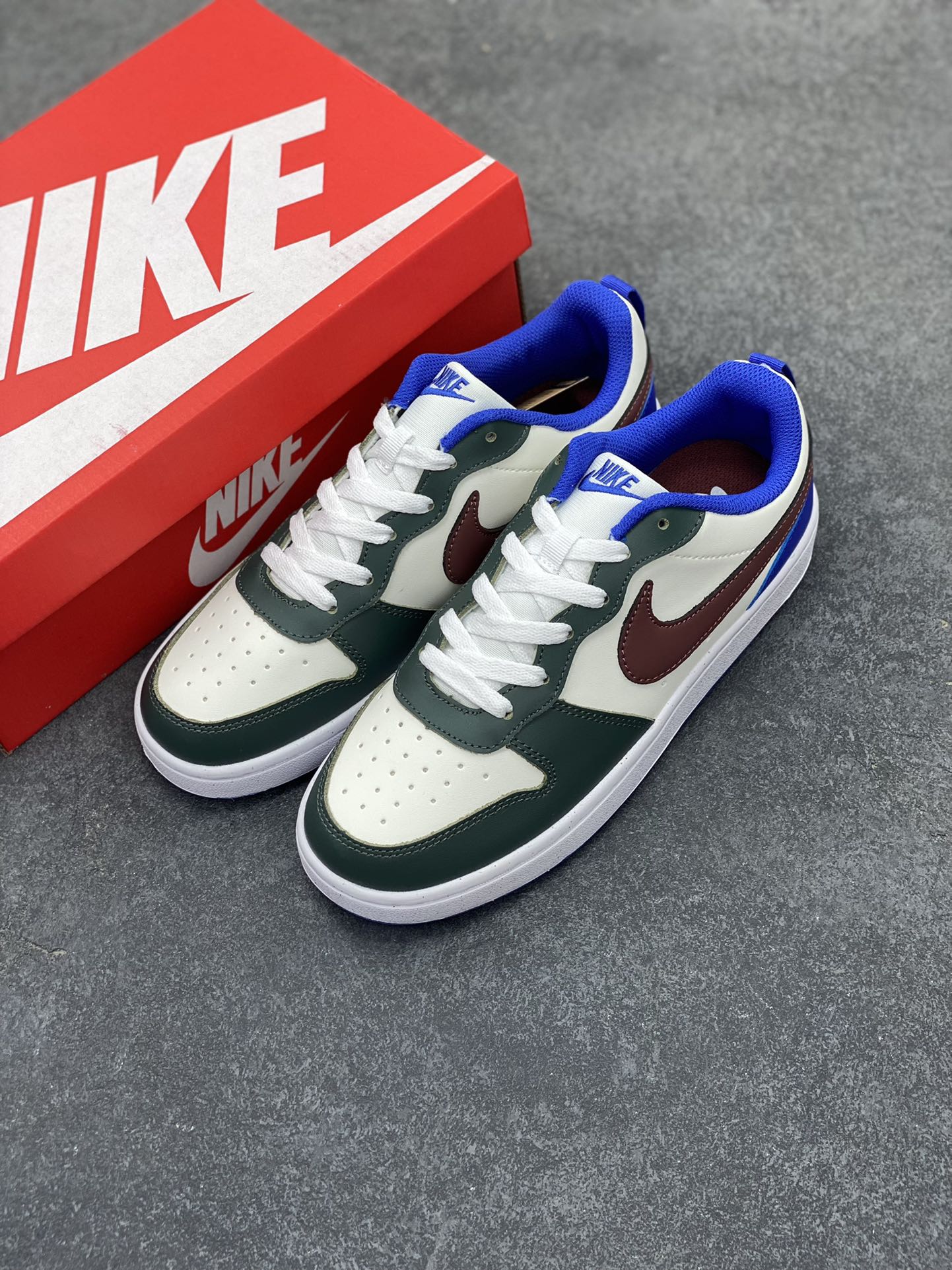 图片[8]-福利特价 Nike Court Borough Low 低帮百搭透气休闲运动板鞋男女鞋 经典耐用的设计，兼顾舒适脚感和出众风范，演绎匠心之作。结构性的支撑贴合感结合复古篮球设计，塑就场外全明星风范。 货号：DV5456-300 尺码：36 36.5 37.5 38 38.5 39 40 40.5 41 42 42.5 43 44 45-选品中心