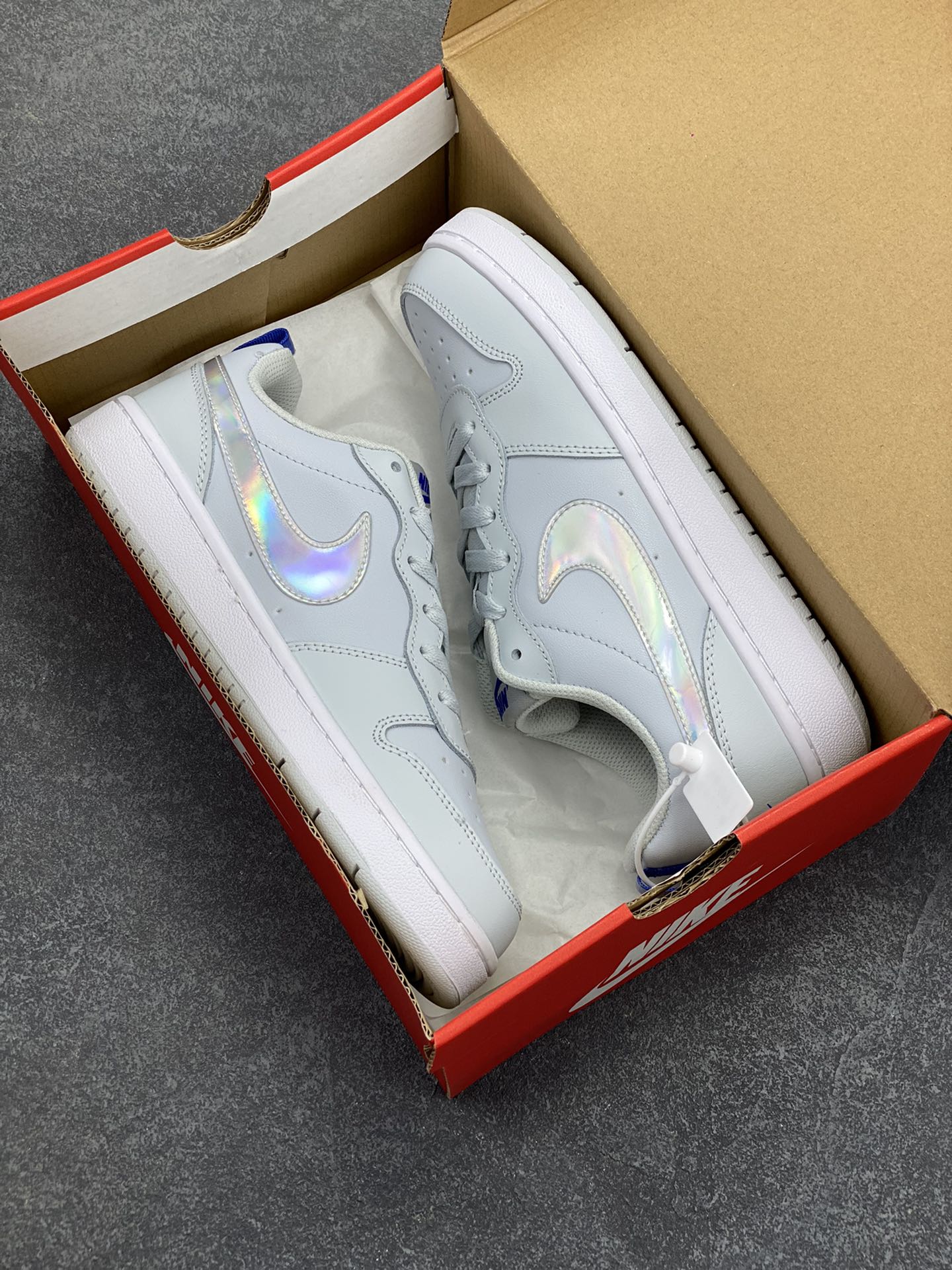 图片[9]-福利特价 Nike Court Borough Low 低帮百搭透气休闲运动板鞋男女鞋 经典耐用的设计，兼顾舒适脚感和出众风范，演绎匠心之作。结构性的支撑贴合感结合复古篮球设计，塑就场外全明星风范。 货号：BQ5448-402 尺码：36 36.5 37.5 38 38.5 39 40 40.5 41 42 42.5 43 44 45-选品中心