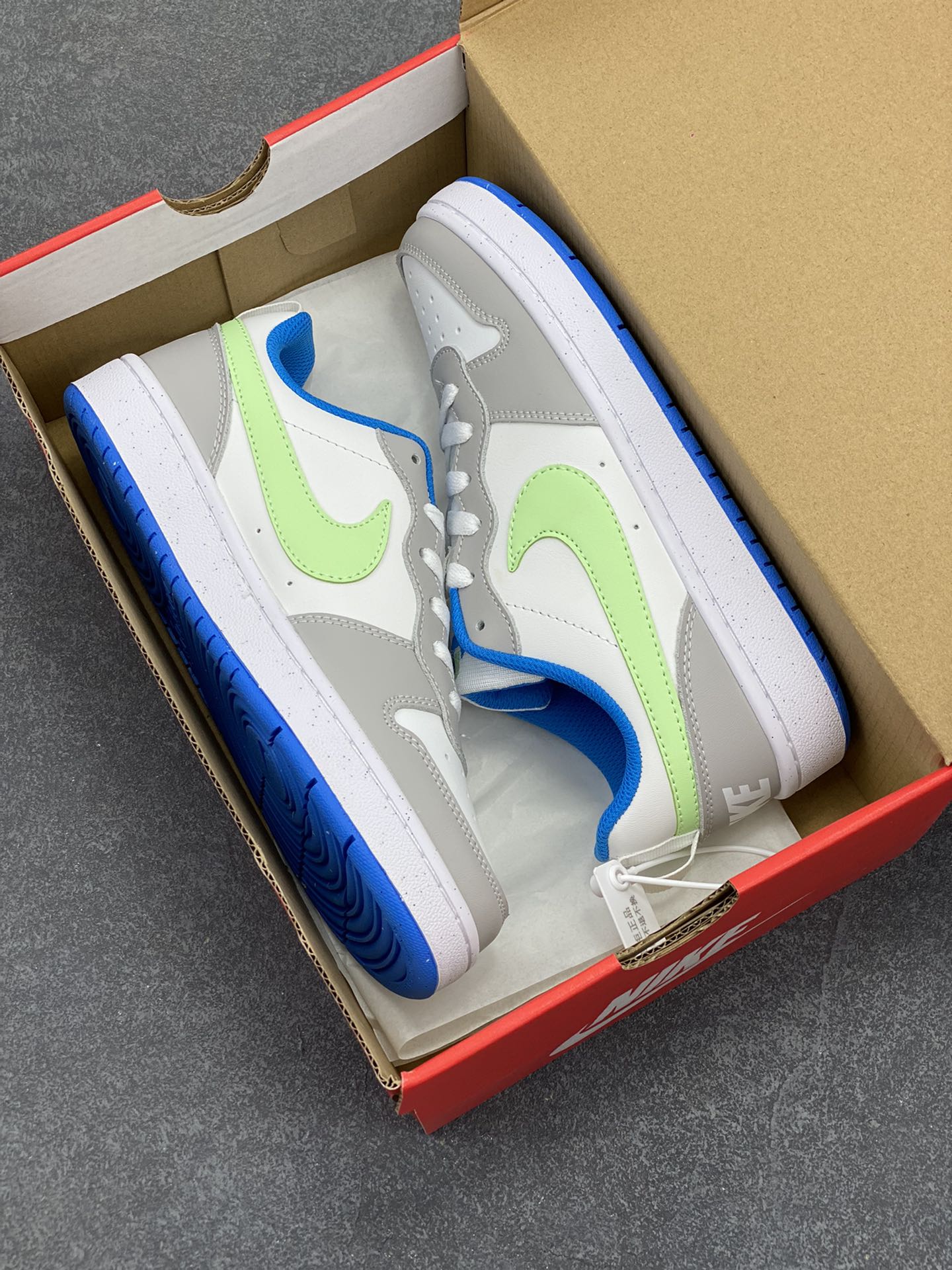 图片[9]-福利特价 Nike Court Borough Low 低帮百搭透气休闲运动板鞋男女鞋 经典耐用的设计，兼顾舒适脚感和出众风范，演绎匠心之作。结构性的支撑贴合感结合复古篮球设计，塑就场外全明星风范。 货号：BV5456-005 尺码：36 36.5 37.5 38 38.5 39 40 40.5 41 42 42.5 43 44 45-选品中心