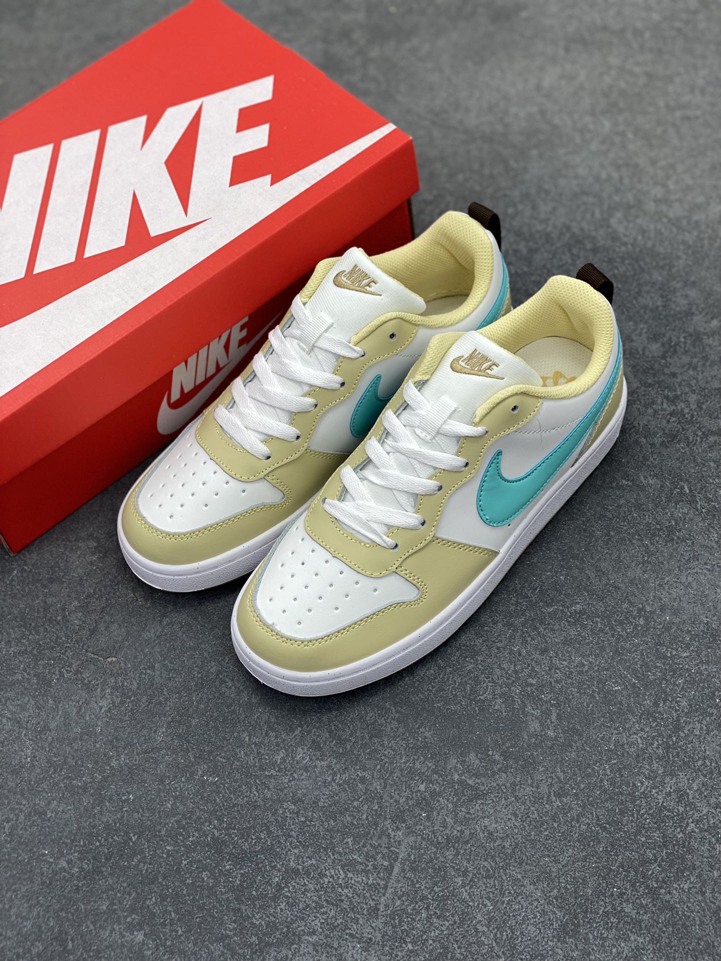 图片[8]-福利特价 Nike Court Borough Low 低帮百搭透气休闲运动板鞋男女鞋 经典耐用的设计，兼顾舒适脚感和出众风范，演绎匠心之作。结构性的支撑贴合感结合复古篮球设计，塑就场外全明星风范。 货号：HM3726-731 尺码：36 36.5 37.5 38 38.5 39 40 40.5 41 42 42.5 43 44 45-选品中心