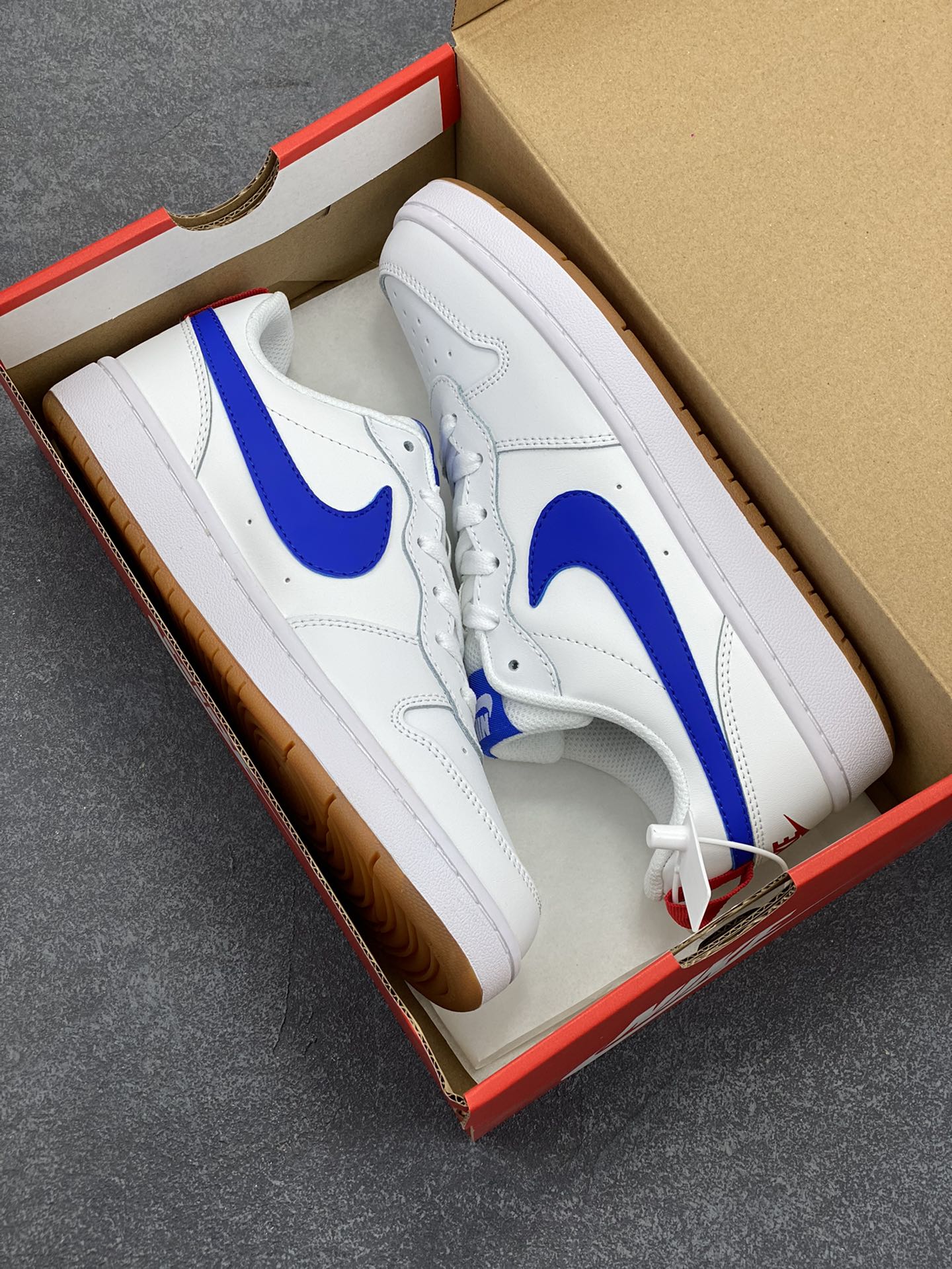 图片[9]-福利特价 Nike Court Borough Low 低帮百搭透气休闲运动板鞋男女鞋 经典耐用的设计，兼顾舒适脚感和出众风范，演绎匠心之作。结构性的支撑贴合感结合复古篮球设计，塑就场外全明星风范。 货号：BQ5448-109 尺码：36 36.5 37.5 38 38.5 39 40 40.5 41 42 42.5 43 44 45-选品中心