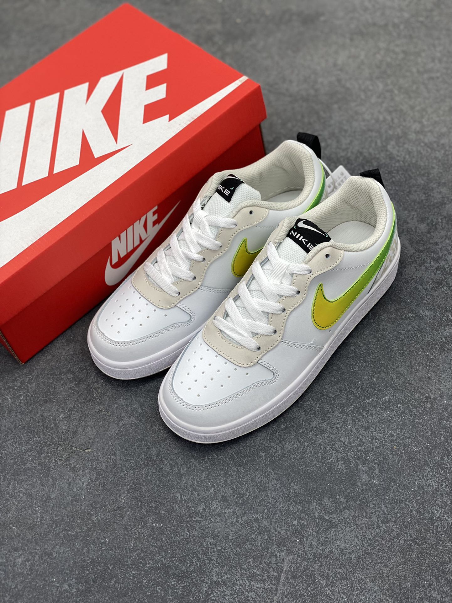 图片[8]-福利特价 Nike Court Borough Low 低帮百搭透气休闲运动板鞋男女鞋 经典耐用的设计，兼顾舒适脚感和出众风范，演绎匠心之作。结构性的支撑贴合感结合复古篮球设计，塑就场外全明星风范。 货号：FJ7692-191 尺码：36 36.5 37.5 38 38.5 39 40 40.5 41 42 42.5 43 44 45-选品中心