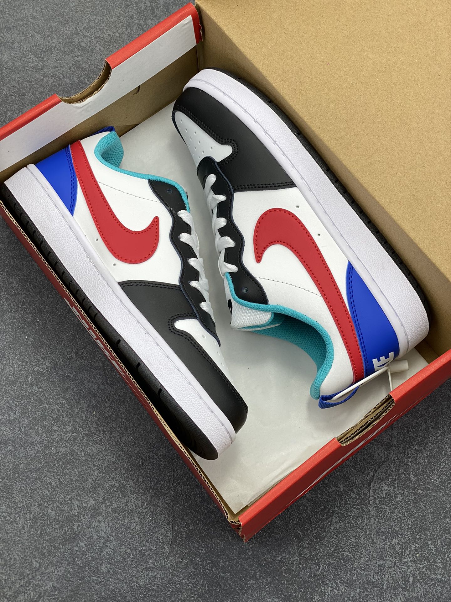 图片[9]-福利特价 Nike Court Borough Low 低帮百搭透气休闲运动板鞋男女鞋 经典耐用的设计，兼顾舒适脚感和出众风范，演绎匠心之作。结构性的支撑贴合感结合复古篮球设计，塑就场外全明星风范。 货号：HF0742-161 尺码：36 36.5 37.5 38 38.5 39 40 40.5 41 42 42.5 43 44 45-选品中心