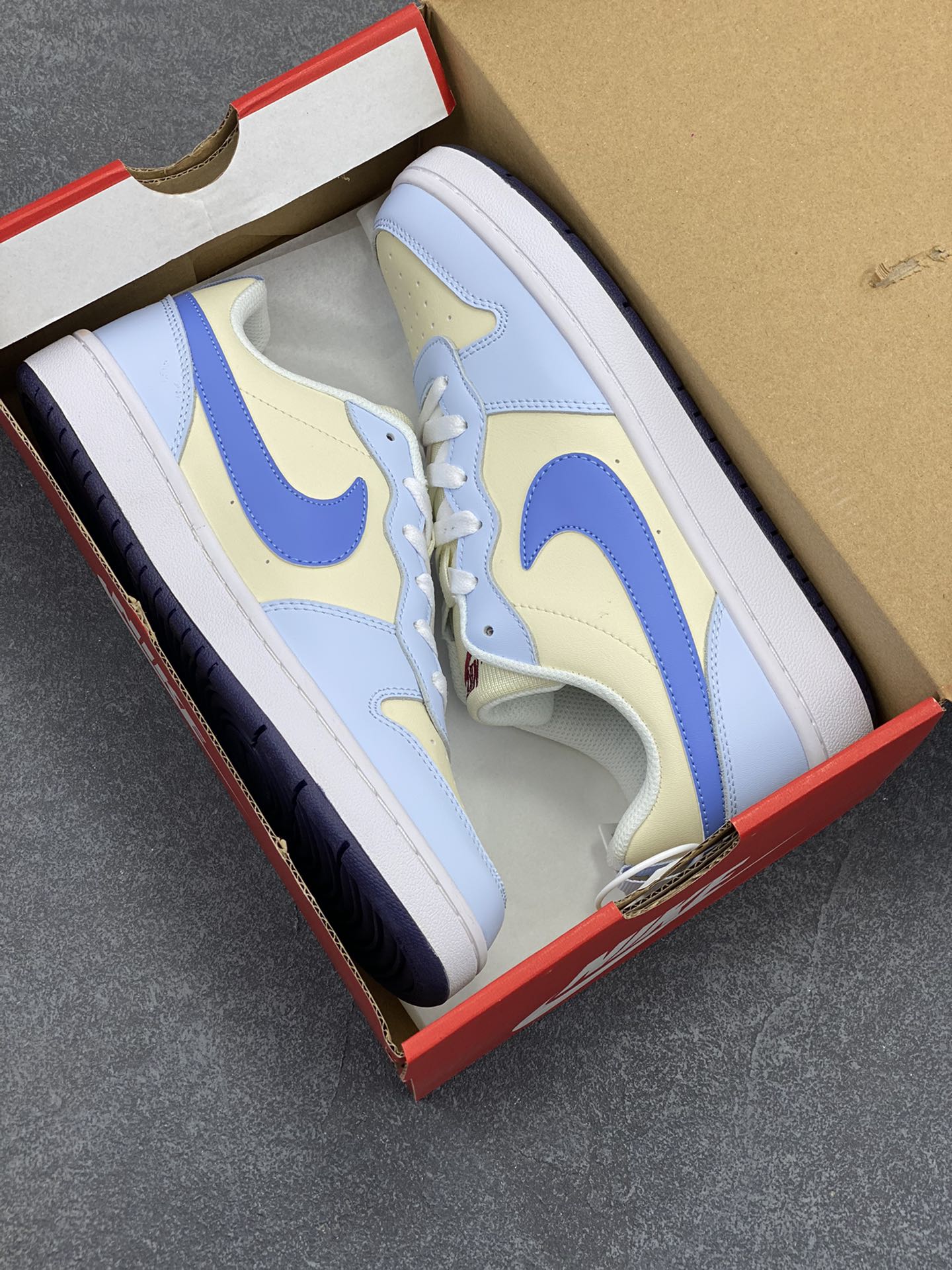 图片[9]-福利特价 Nike Court Borough Low 低帮百搭透气休闲运动板鞋男女鞋 经典耐用的设计，兼顾舒适脚感和出众风范，演绎匠心之作。结构性的支撑贴合感结合复古篮球设计，塑就场外全明星风范。 货号：FV8120-141 尺码：36 36.5 37.5 38 38.5 39 40 40.5 41 42 42.5 43 44 45-选品中心