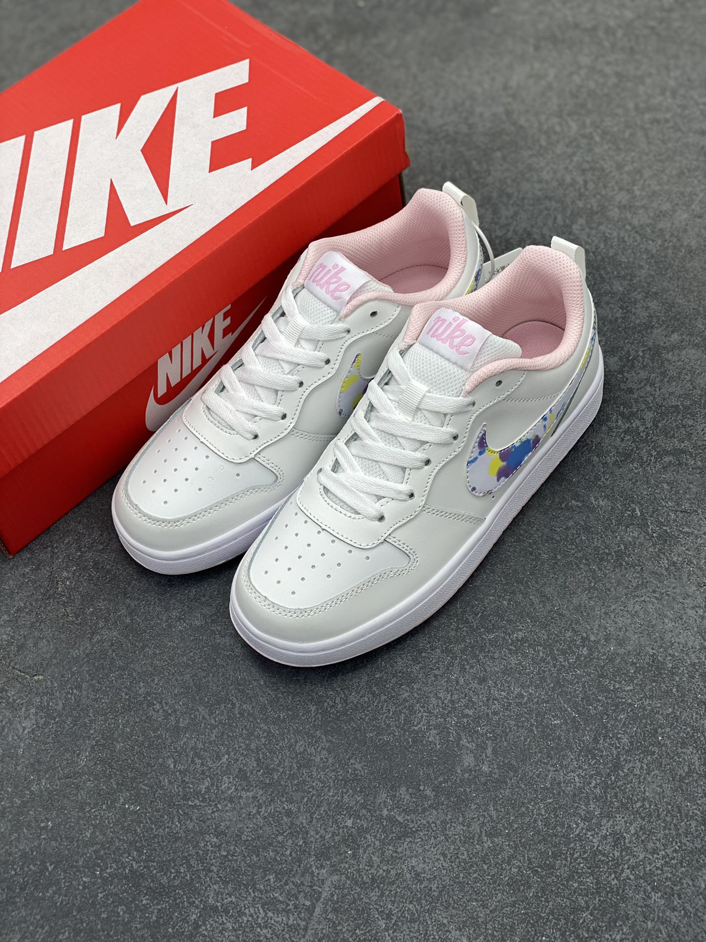 图片[8]-福利特价 Nike Court Borough Low 低帮百搭透气休闲运动板鞋男女鞋 经典耐用的设计，兼顾舒适脚感和出众风范，演绎匠心之作。结构性的支撑贴合感结合复古篮球设计，塑就场外全明星风范。 货号：CK5426-100 尺码：36 36.5 37.5 38 38.5 39 40 40.5 41 42 42.5 43 44 45-选品中心