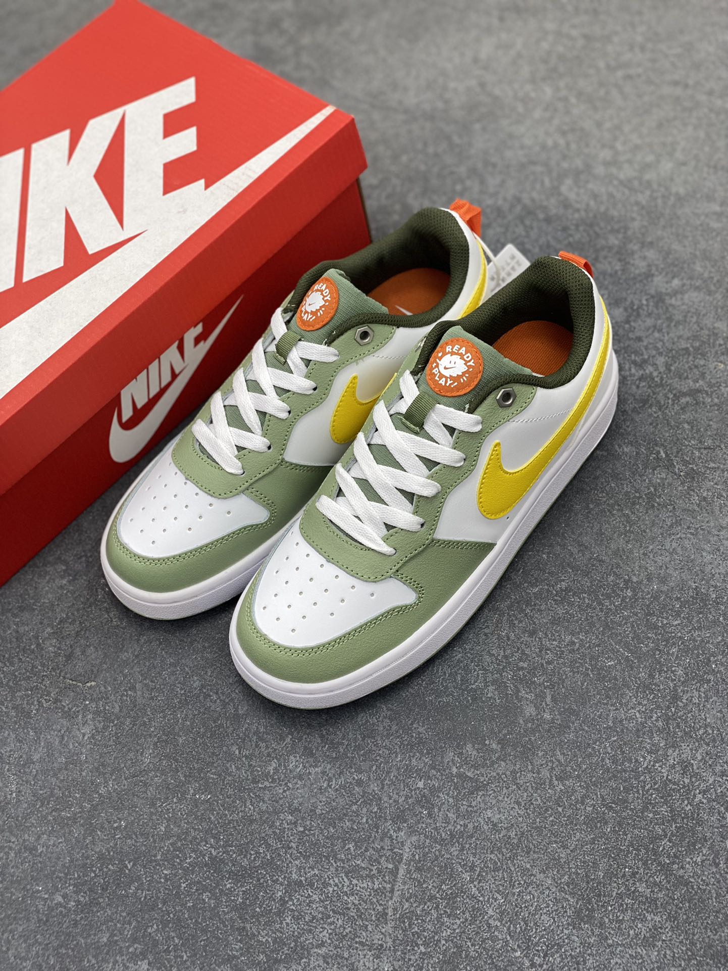 图片[8]-福利特价 Nike Court Borough Low 低帮百搭透气休闲运动板鞋男女鞋 经典耐用的设计，兼顾舒适脚感和出众风范，演绎匠心之作。结构性的支撑贴合感结合复古篮球设计，塑就场外全明星风范。 货号：FV3648-171 尺码：36 36.5 37.5 38 38.5 39 40 40.5 41 42 42.5 43 44 45-选品中心