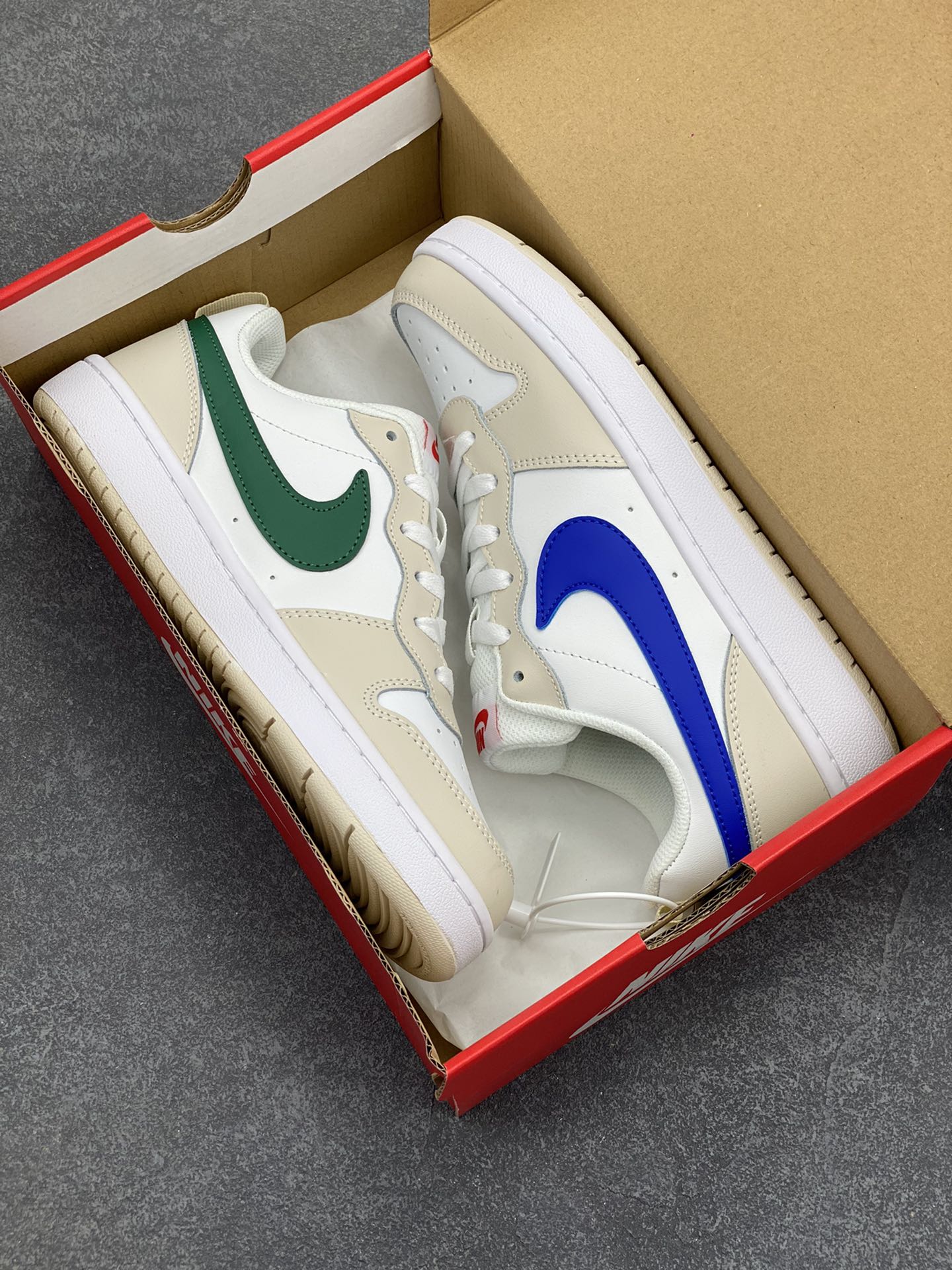 图片[9]-福利特价 Nike Court Borough Low 低帮百搭透气休闲运动板鞋男女鞋 经典耐用的设计，兼顾舒适脚感和出众风范，演绎匠心之作。结构性的支撑贴合感结合复古篮球设计，塑就场外全明星风范。 货号：HQ1189-141 尺码：36 36.5 37.5 38 38.5 39 40 40.5 41 42 42.5 43 44 45-选品中心