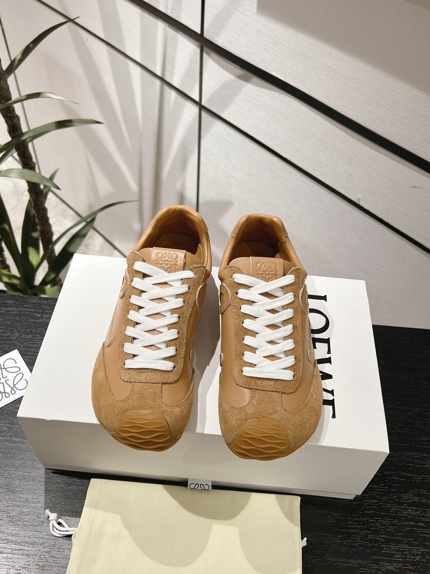 ➕LOEWE· 25ss Ballet Runner 2.0 🔝 👍🏻 “L” 😋 + 2.5cm 35-41👣 39-44👣 Novità Ballerine Scarpe Scarpe Scarpe sportive LoeweScarpe sportive Scarpe Scarpe Scarpe