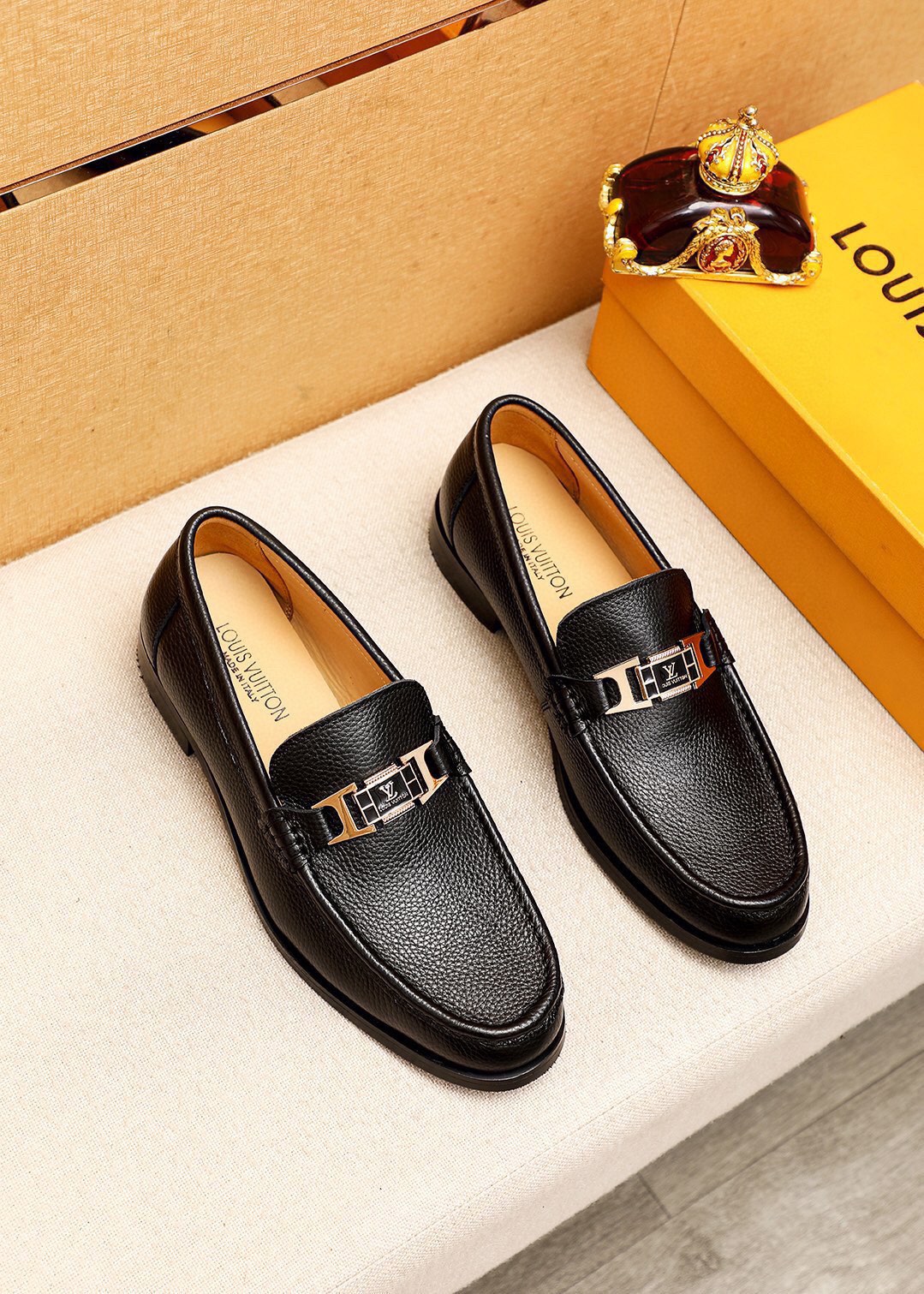 NO:273194,Product trademark LOUIS VUITTON 