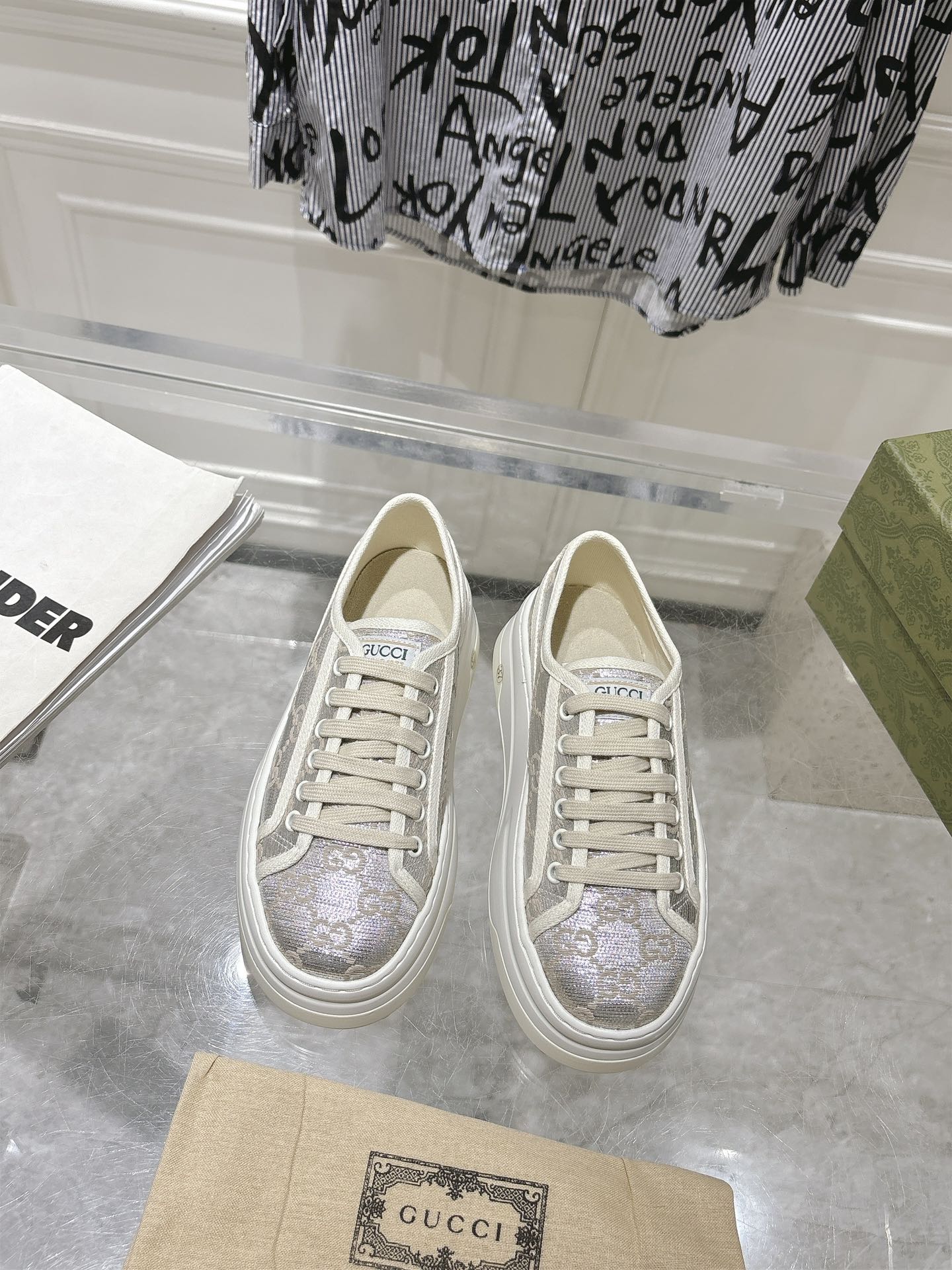 NO:237101,Gucc* 2025/Spring and Summer 1977 Series Thick-soled Canvas Shoes Couple Model New Thick-soled Increased Height 5cm Light and Comfortable Legs Size35-45, Casual Shoes/Sports Shoes, Gucci, Sneakers19860909Gucc* 2025/春夏1977系列厚底帆布鞋情侣款 新品厚底增高5cm 轻盈舒适显腿长 size35-45,休闲鞋/运动鞋,gucci,sneakers,Women's Shoes