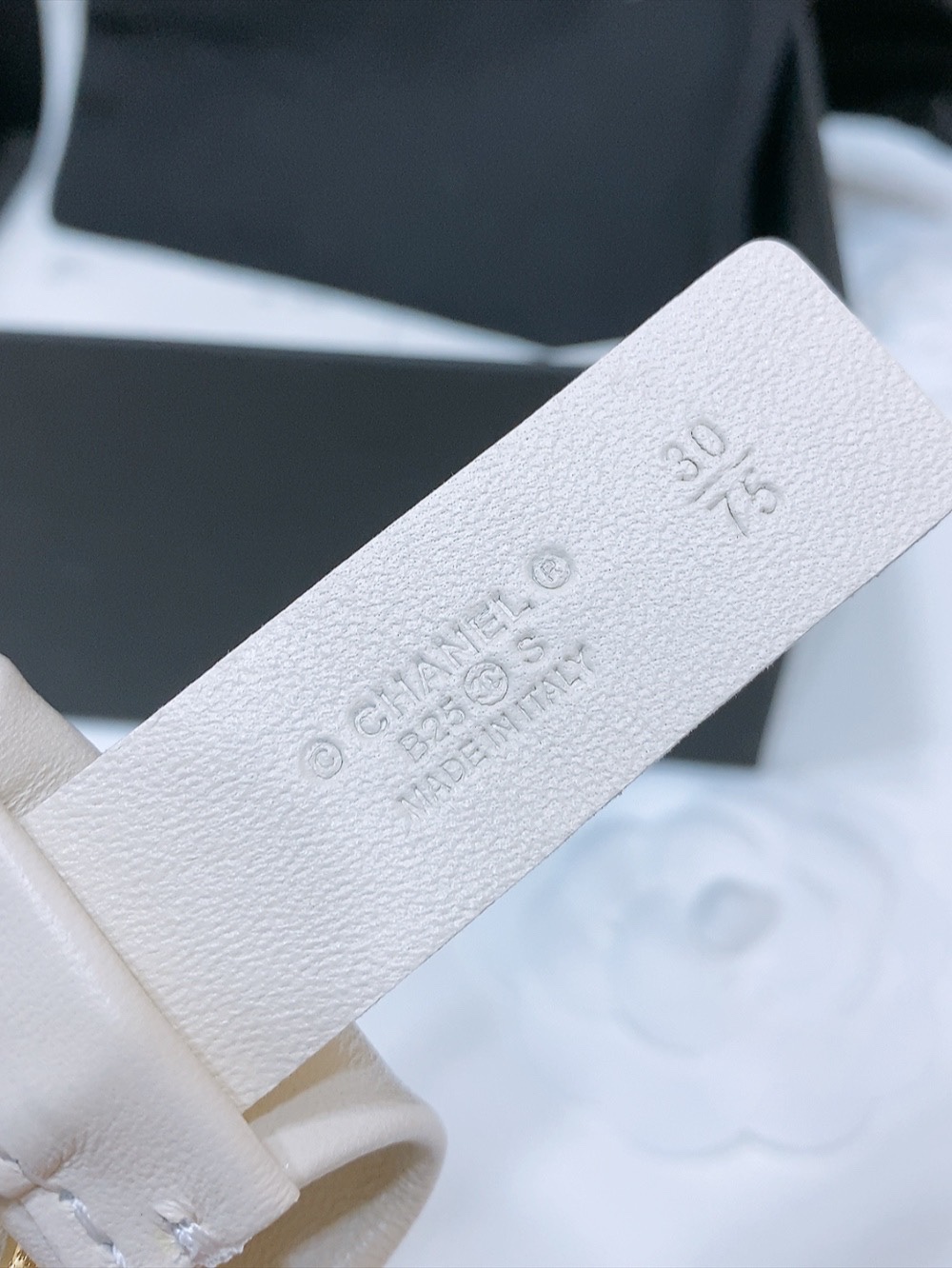 Chanel 代购级 香奈儿 chanel 光面CC黄铜搭扣 羊皮弹力腰带 弹性极好 3