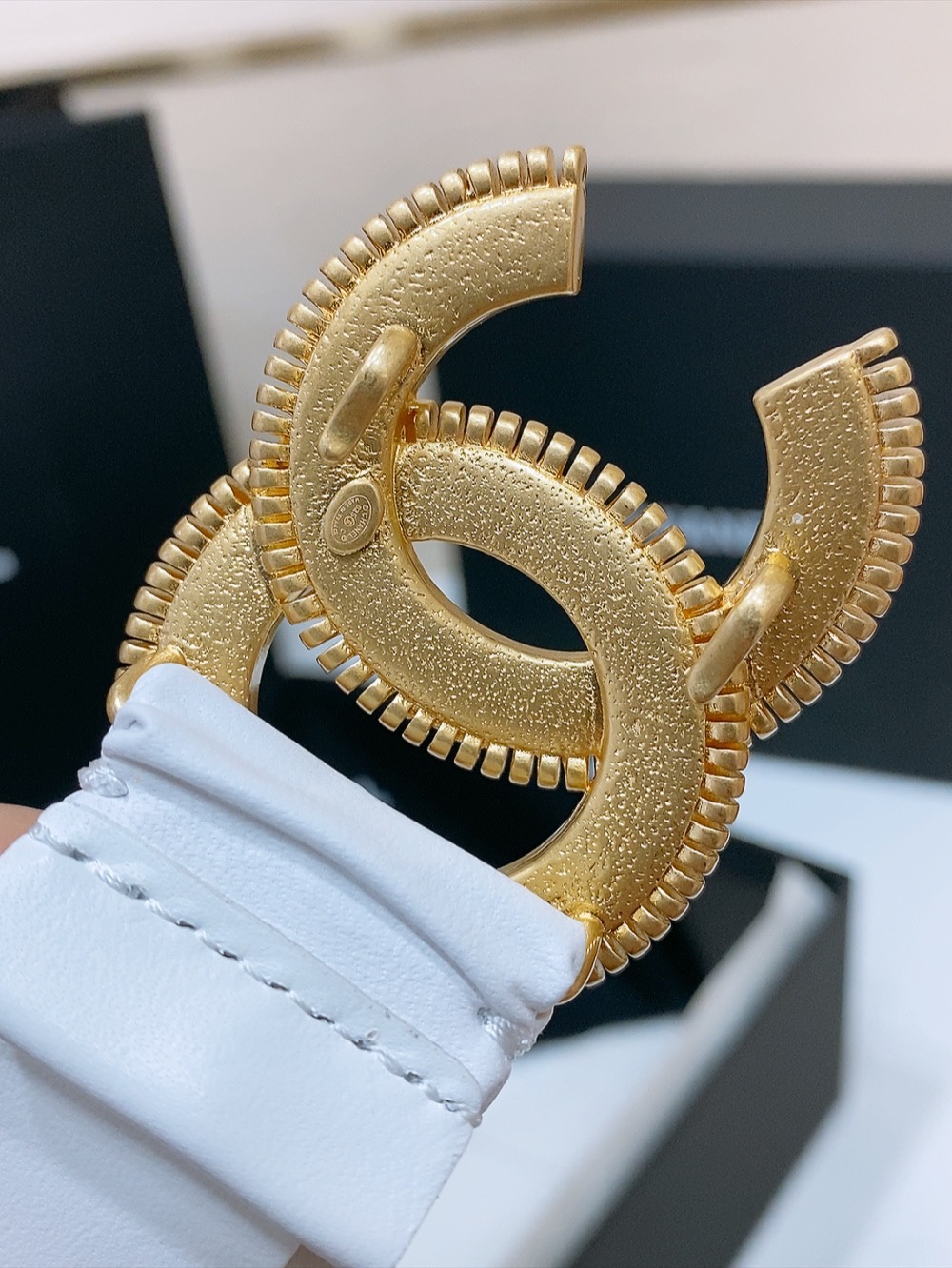Chanel 代购级 香奈儿 chanel 24c cc树脂白 齿链黄铜logo扣 小牛皮 银色金属 与 金色金属 3