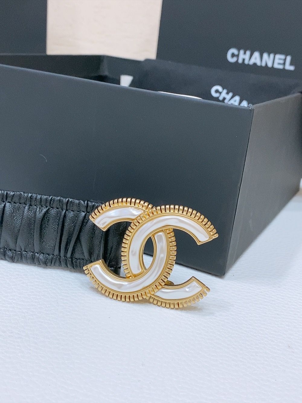 Chanel 代购级 香奈儿 chanel 24c cc树脂白 齿链黄铜logo扣 小牛皮 银色金属 与 金色金属 3