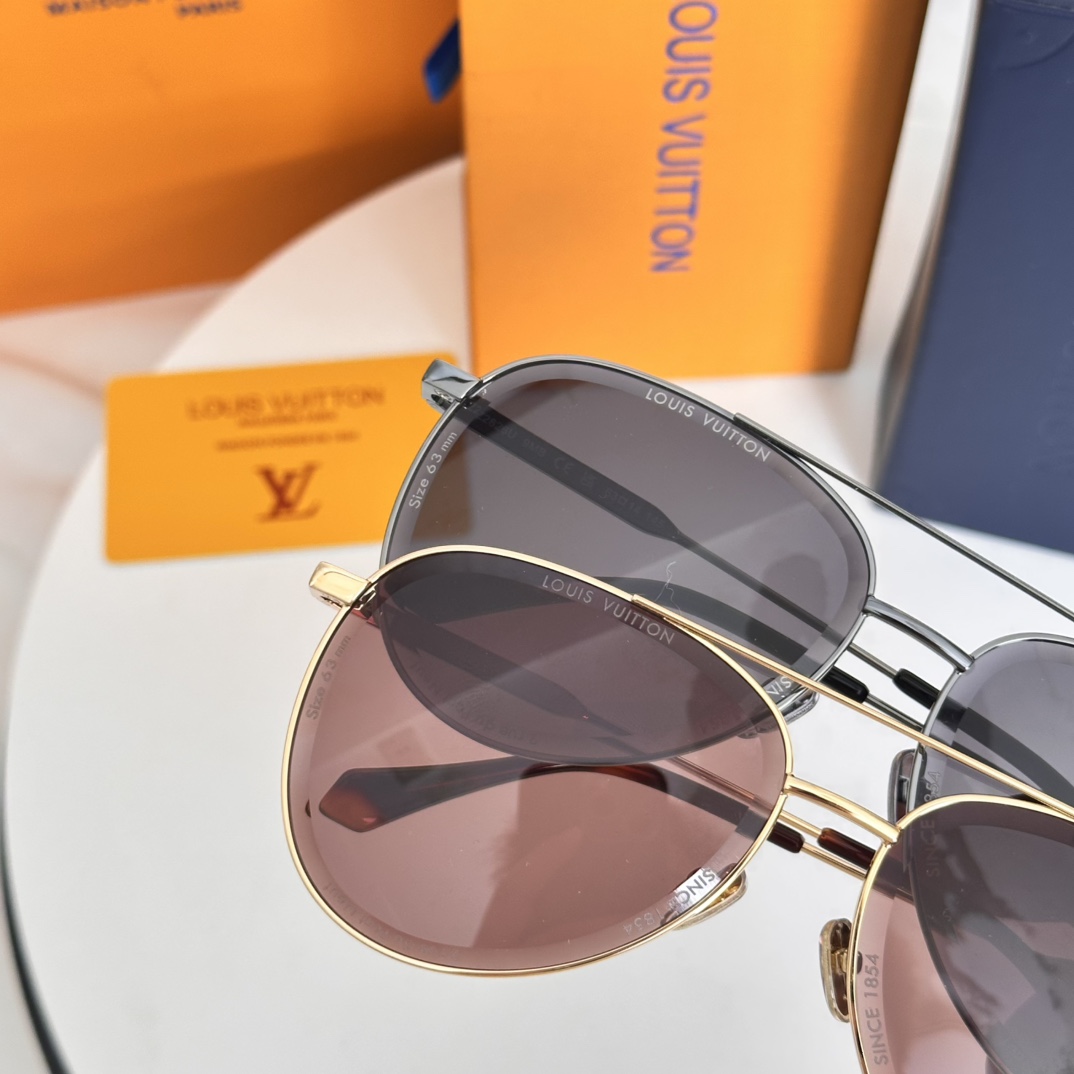  ‼️LOUIS VUITTON
MODEL：Z2626U.Z2608U .Z2619U.Z2617U.