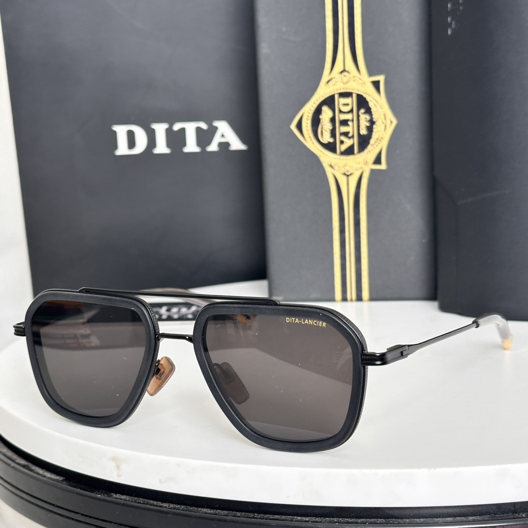  ‼️Dita 
mod：DLA433
高清正品镜片 金灿灿 
Size：53-20 142-