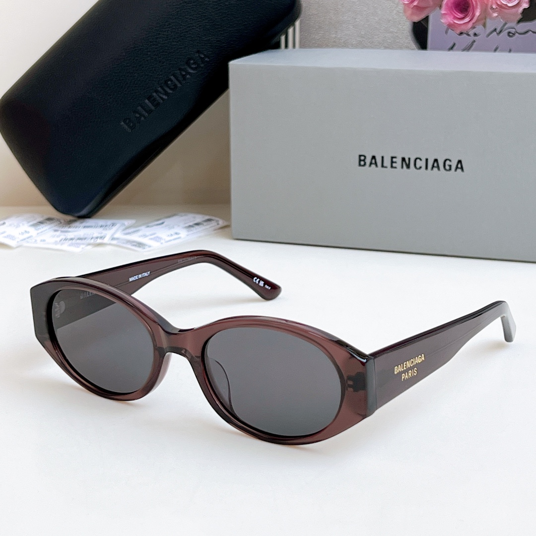  ⚠️新品发售 
配送彩图～
BALENCIAGA
MOD：BB0369
SIZE：55口20-145
