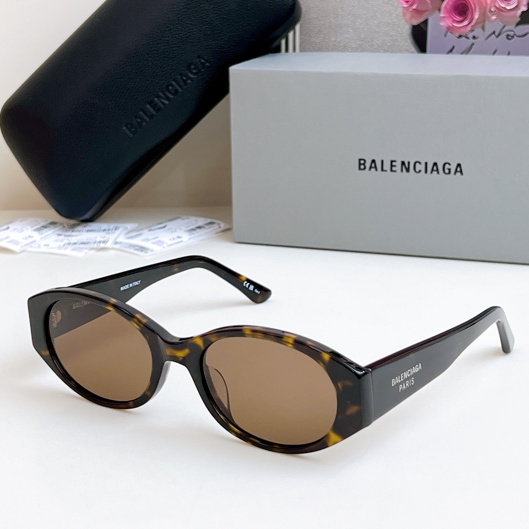  ⚠️新品发售 
配送彩图～
BALENCIAGA
MOD：BB0369
SIZE：55口20-145
