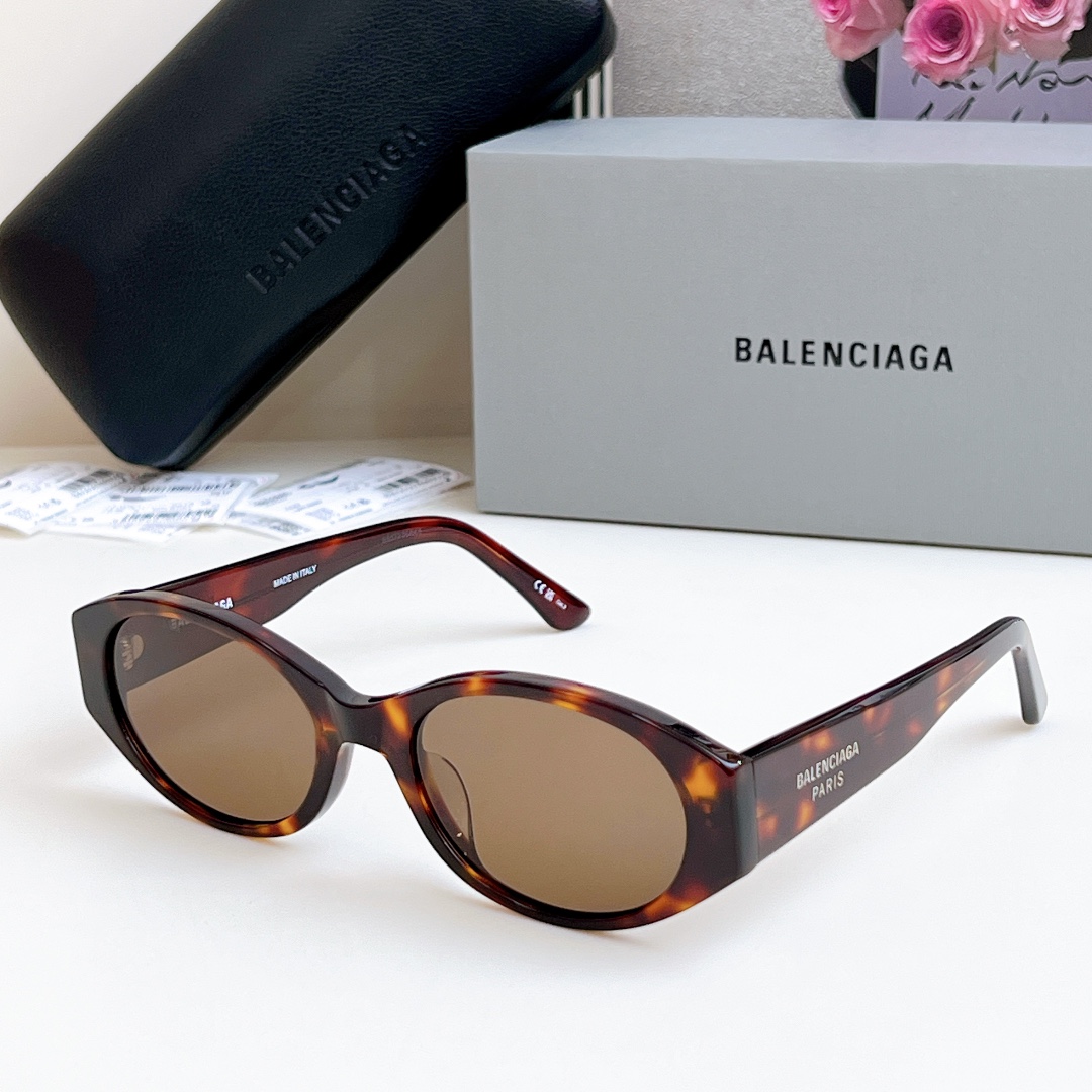  ⚠️新品发售 
配送彩图～
BALENCIAGA
MOD：BB0369
SIZE：55口20-145
