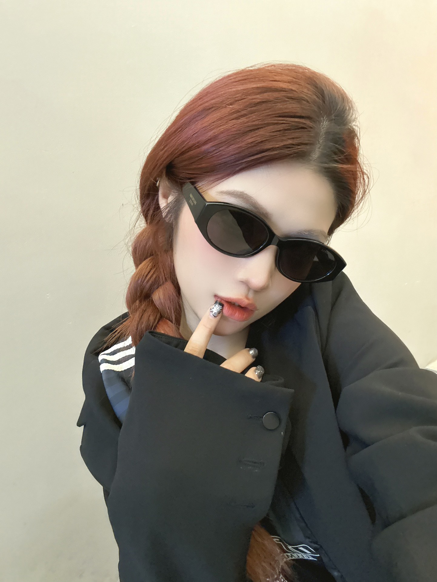  上脸图
BALENCIAGA
MOD：BB0369
SIZE：55口20-145