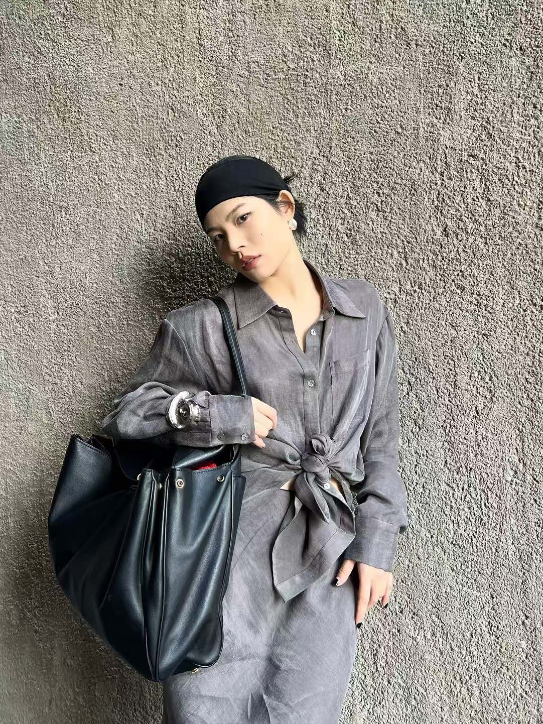 “High-Quality Women’s Clothing: Soft, Airy, Light-Up, Elegant, Simple, Imported, Three Colors, SMLXL Sizes” - 图片 5