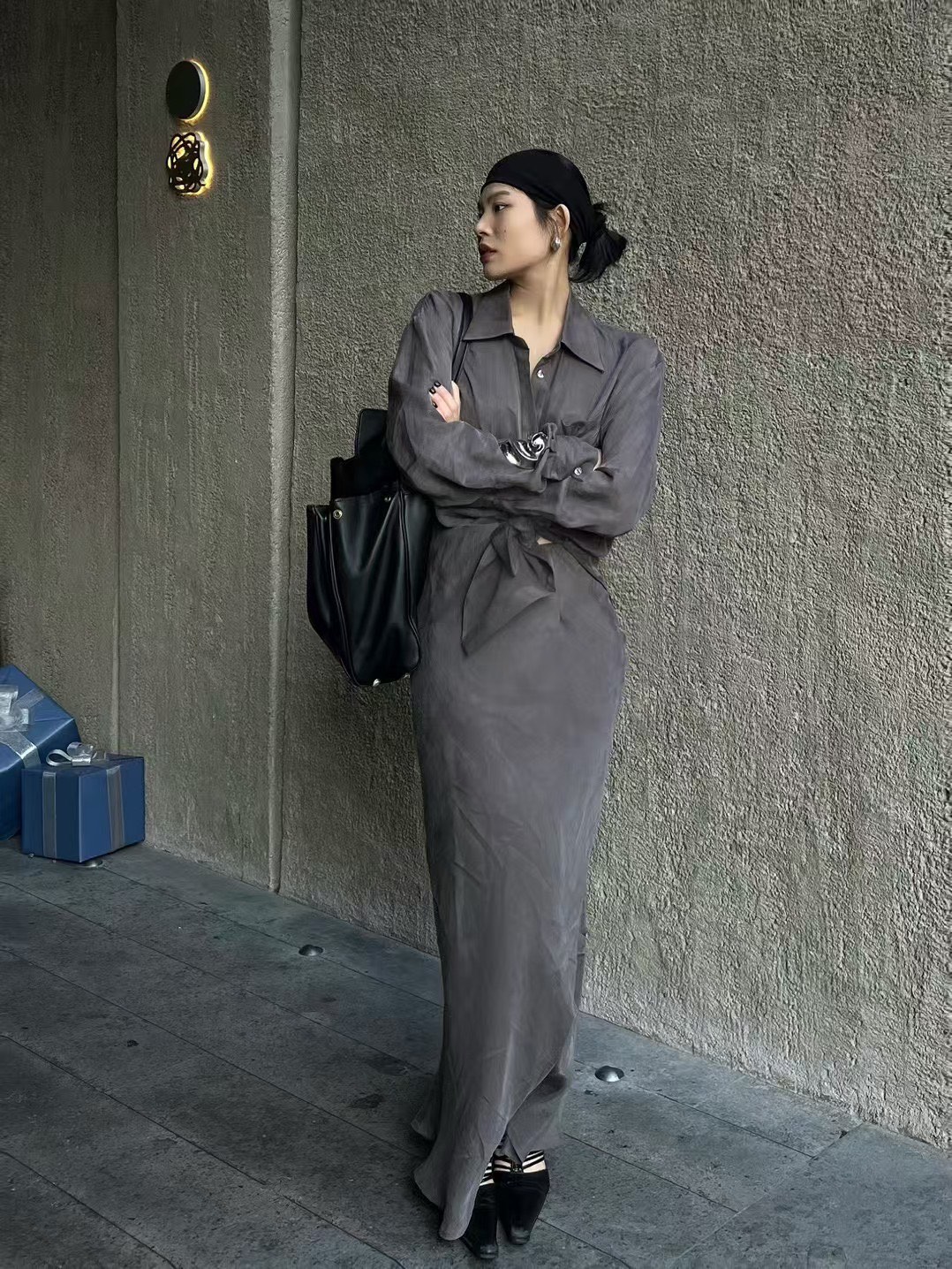 “High-Quality Women’s Clothing: Soft, Airy, Light-Up, Elegant, Simple, Imported, Three Colors, SMLXL Sizes” - 图片 1