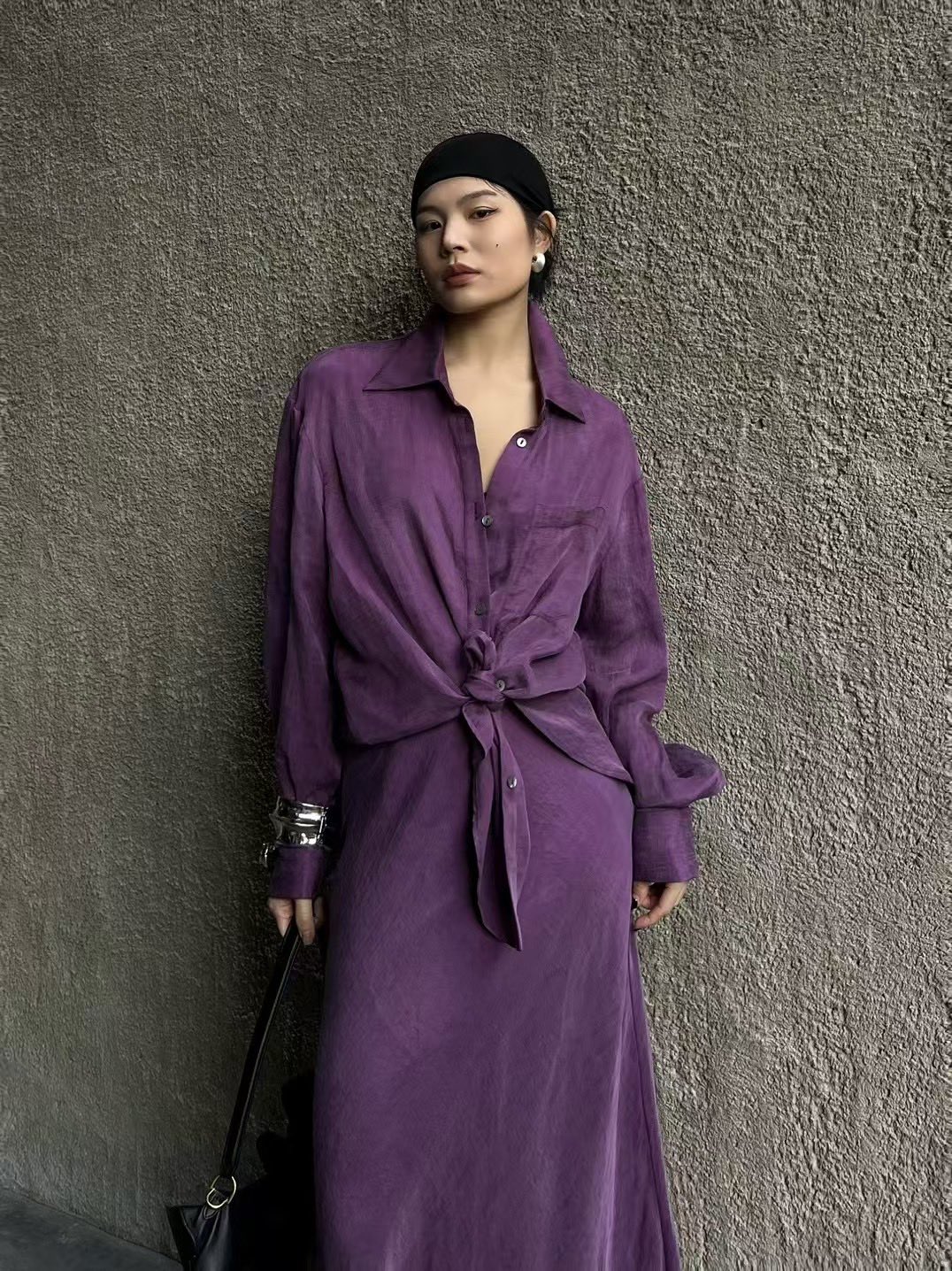 “High-End Women’s Clothes: Soft Hand Mask with Elegant Design in Three Colors, SMLXL Sizes”