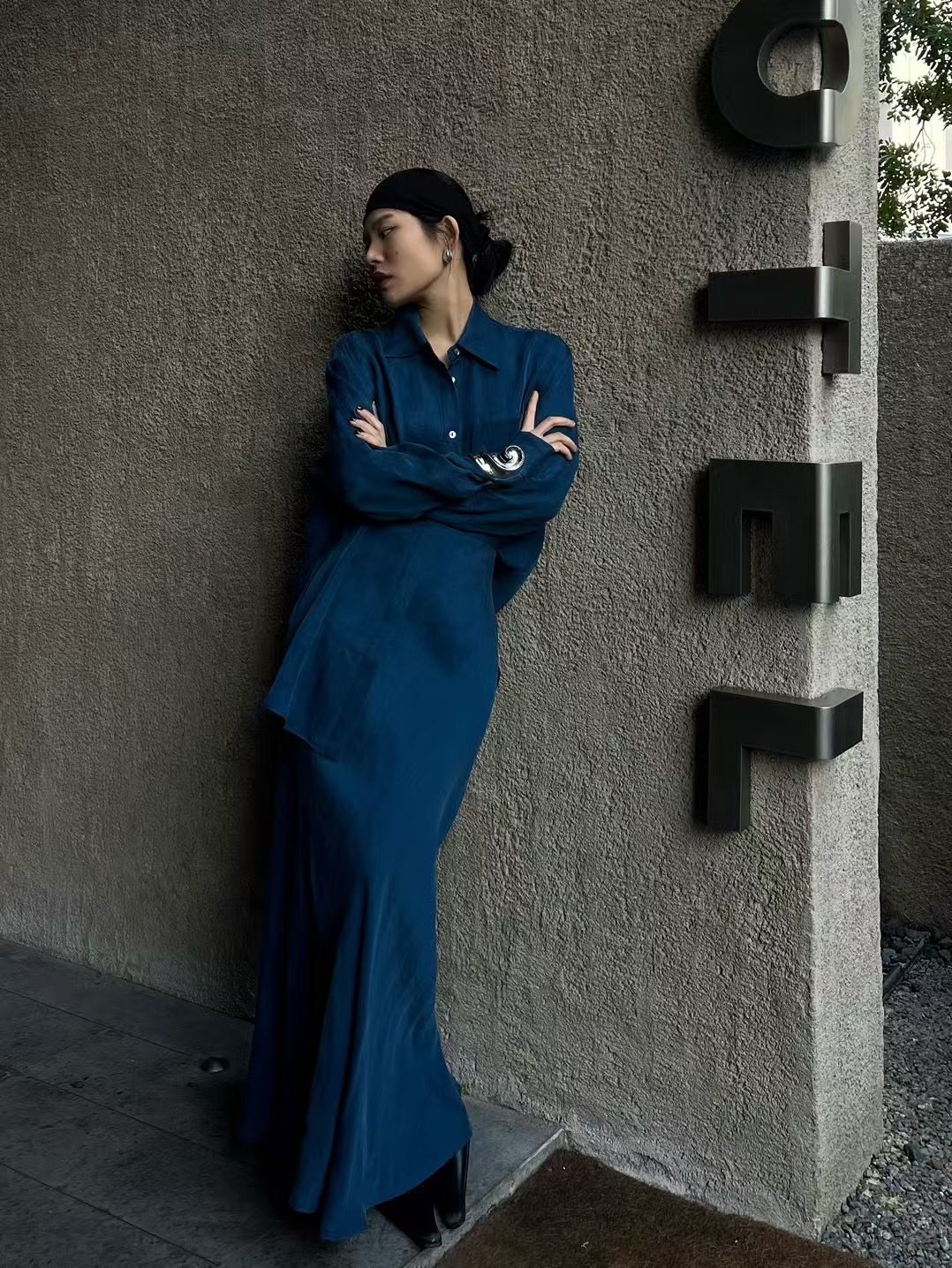 “High-End Quality Women’s Clothing: Soft, Comfortable, and Elegant Masks in Three Colors” - 图片 3