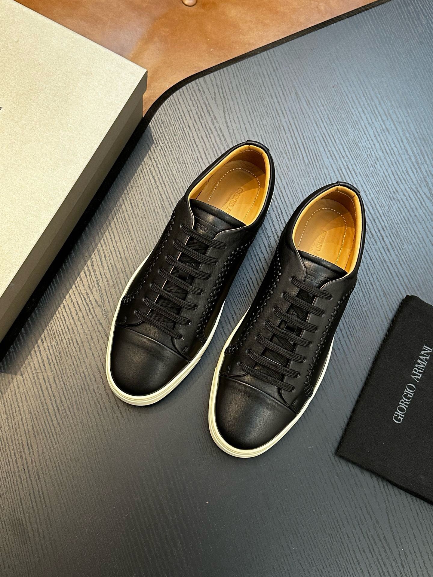 NO:222310,Brand ARMANI color original color matching Size 39-44 Custom made 38.45.46 Price Material new Armani style Casual shoes are boutique and are made of extremely high quality Upper is made of soft toe layer cowhide Breathable cowhide inner Cowhide footbed Original open mold sole Comfortable soft Lightweight Armani casual shoes, armani, armani, cowhide19860909品牌ARMANI 颜色原版配色 码数39-44定做38.45.46 价格 材质阿玛尼新款 休闲鞋精品打造极高质量 鞋面采用柔软头层牛皮 透气牛皮内里 牛皮垫脚 原版开模大底 舒适 柔软 轻便,阿玛尼 休闲鞋,armani,armani,cowhide,Men's shoes