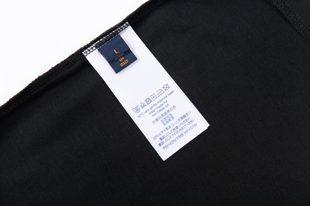 路易威登/Louis Vuitton 夏季新款 星宿字母连线刺绣圆领短袖T恤