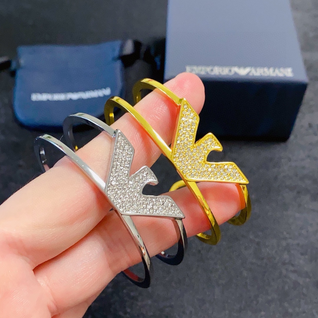Review of New Amani Armani Brass: Fine Craft with High Value - 图片 8