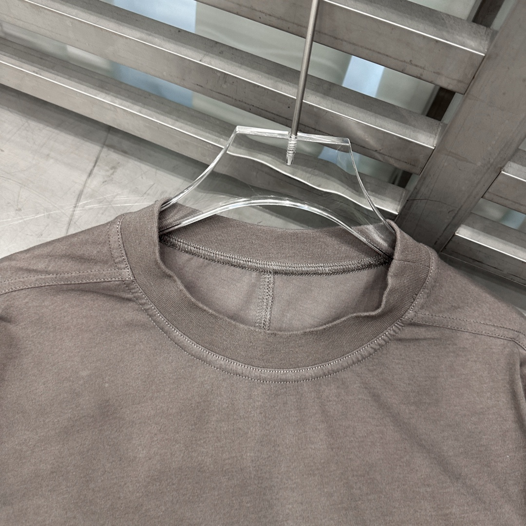  🆕Rick Owens ｜新款t恤，纯棉面料，重工做旧水洗工艺，喷色处理废土风十足，假两件设计一衣多穿