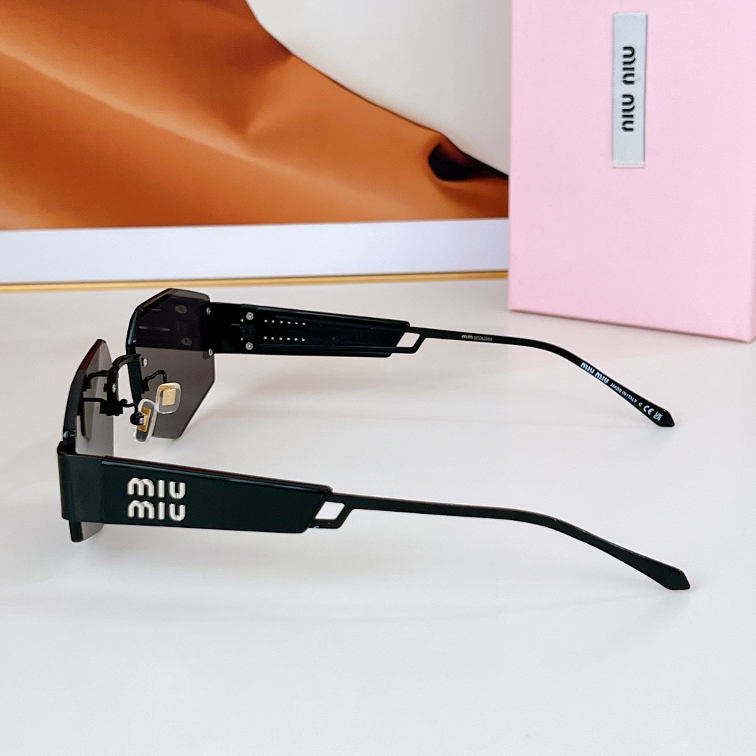  MIU MI* 
MODEL SMU18ZS
SIZE：55口18-145
🔝🔝