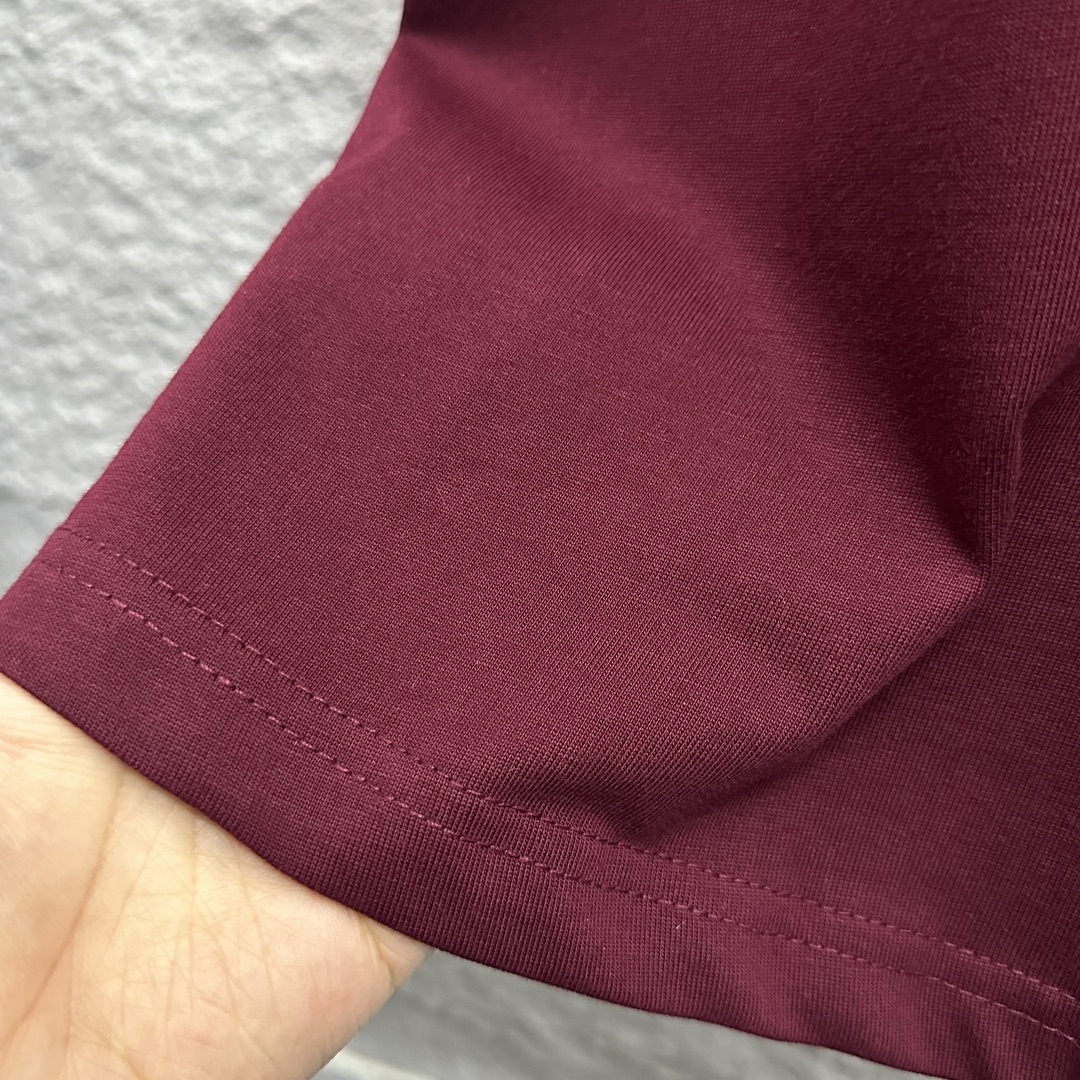 “204 Clothing: Blue Lemon Design in Black, White, and Angolan Red, Various Sizes” - 图片 7