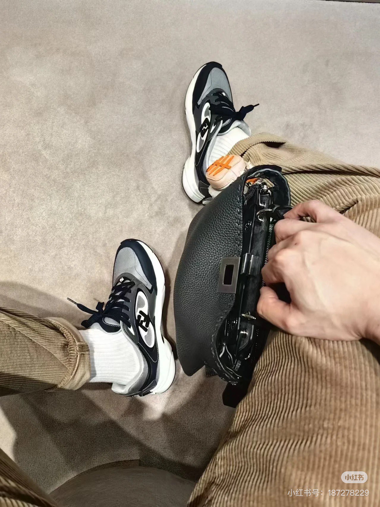 NO:232073,Model foot pictures, casual shoes/sports shoes, sneakers19860909模特上脚图,休闲鞋/运动鞋,sneakers,Women's Shoes