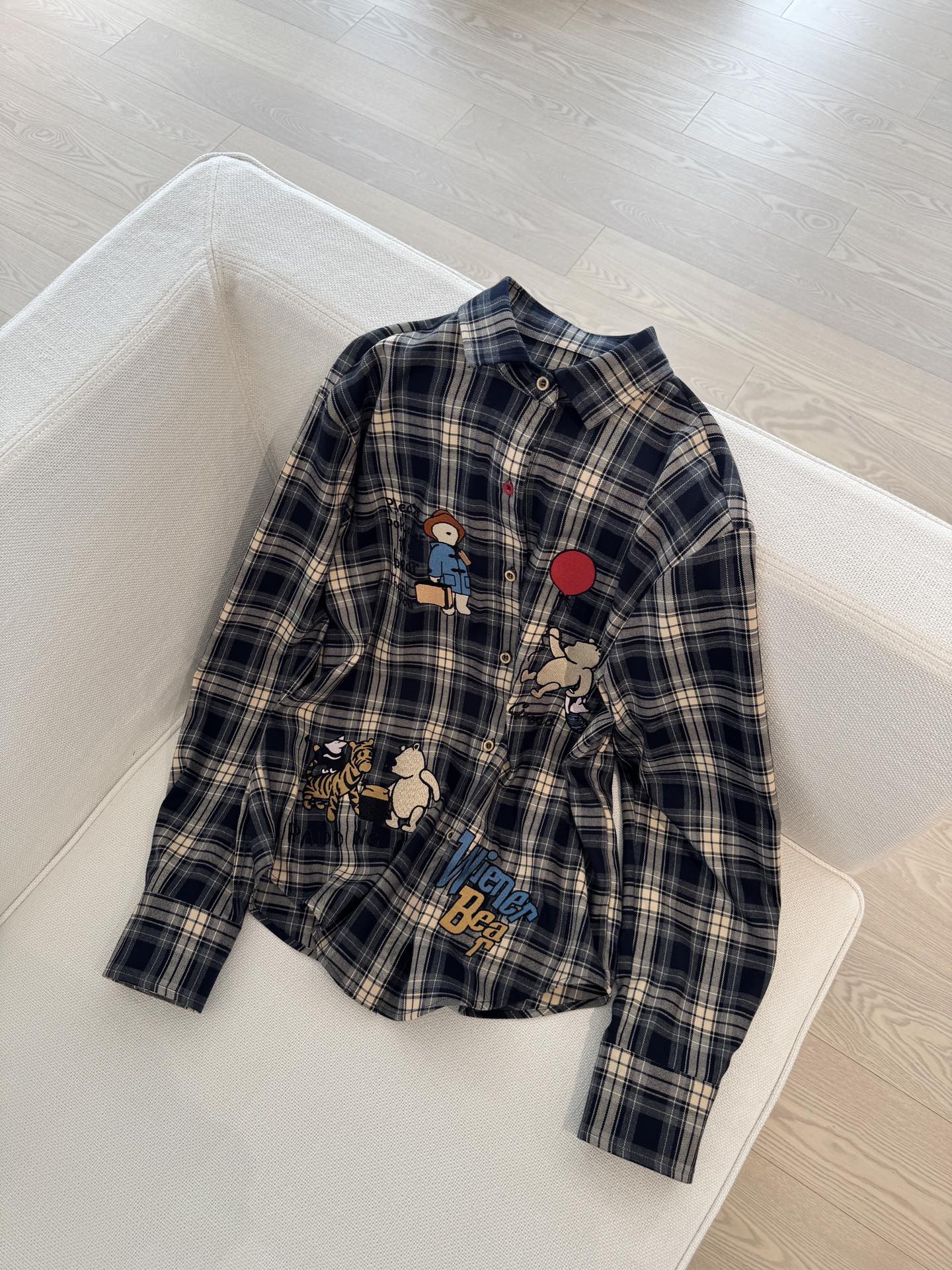 NO:326656,YS｜2025 new spring and summer style heavy industry embroidered plaid shirt, delicate and smooth fabric, sun protection, air-conditioned room, daily travel outfits are very fashionable SML,,shirts,alexander wang19860909YS｜2025 春夏新款 重工刺绣格子衬衫 面料细腻爽滑 防晒 空调房 日常旅行穿搭都特别洋气   SML,,shirts,alexander wang,Women's clothing