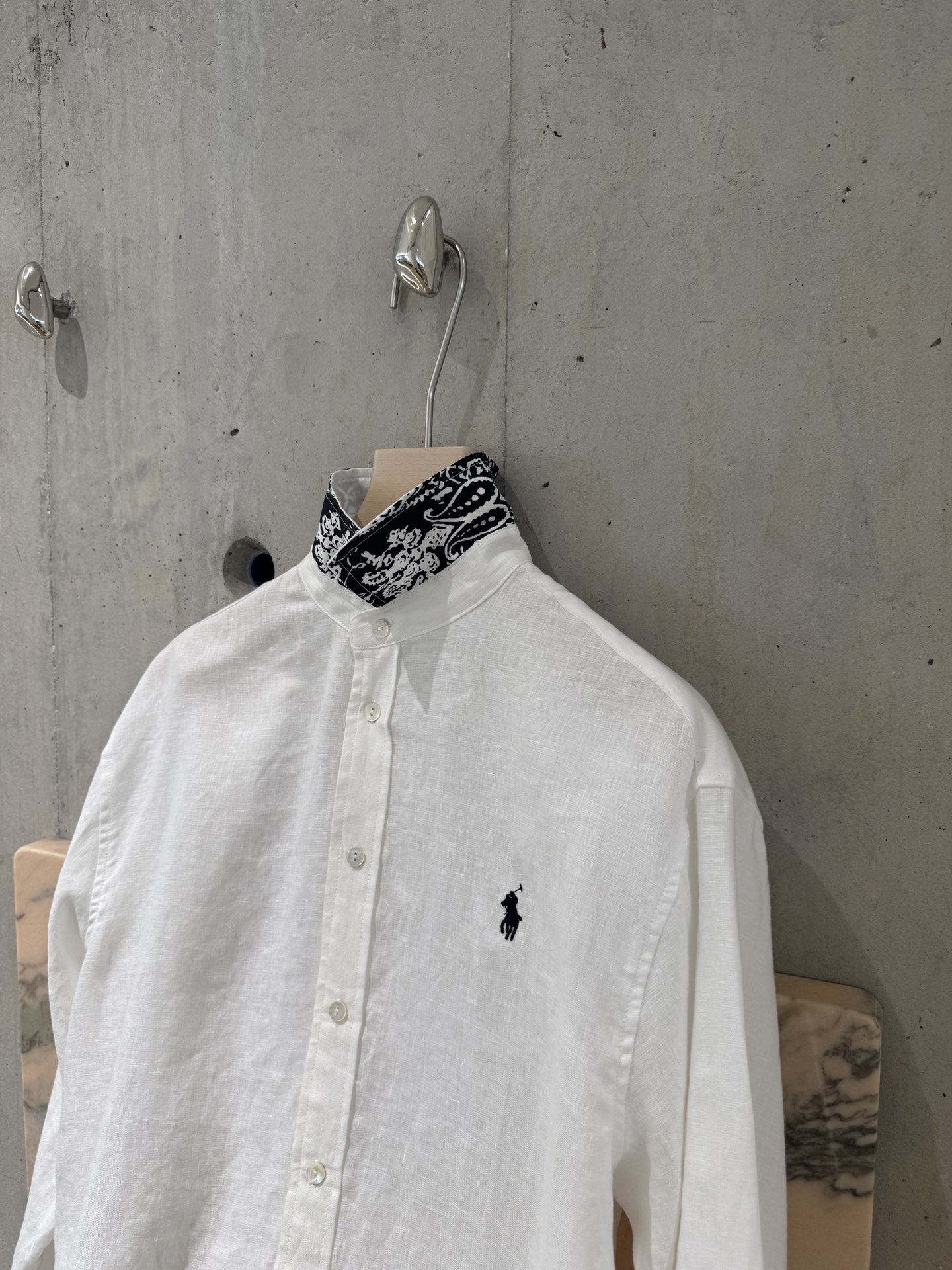 NO:326660,YS｜2025 Spring and Summer New Style High-quality Line Shirts Continue the Hot ~ Atmospheric Style, Strong Inclusiveness, Fashionable and High-end Silhouette SML,,alexander wang19860909YS｜2025 春夏新款 高品质亚麻衬衣 爆款延续~ 版型大气 包容性强 廓形感时尚高级  SML,,alexander wang,Women's clothing