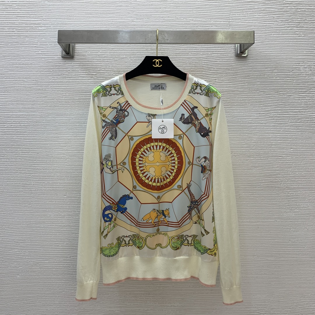 NO:326168,Model number G25031287 Recommended HERME*S new model, customized emulated silk satin spliced ​​back piece wool blended knitted fabric, H family Junma geometric pattern printed round neck pullover long-sleeved sweater top!  Apricot/black, one size (shoulder width 39, bust 108, sleeve length 59, clothing length 62) hair, hermes, real silk, alexander wang19860909款号G25031287 跑量推荐HERME*S新款 定制仿真丝缎面拼接后片羊毛混纺针织面料、H家骏马几何图案印花圆领套头长袖针织衫上衣！杏/黑,均码（肩宽39,胸围108,袖长59,衣长62）发,,hermes,real silk,alexander wang,Women's clothing