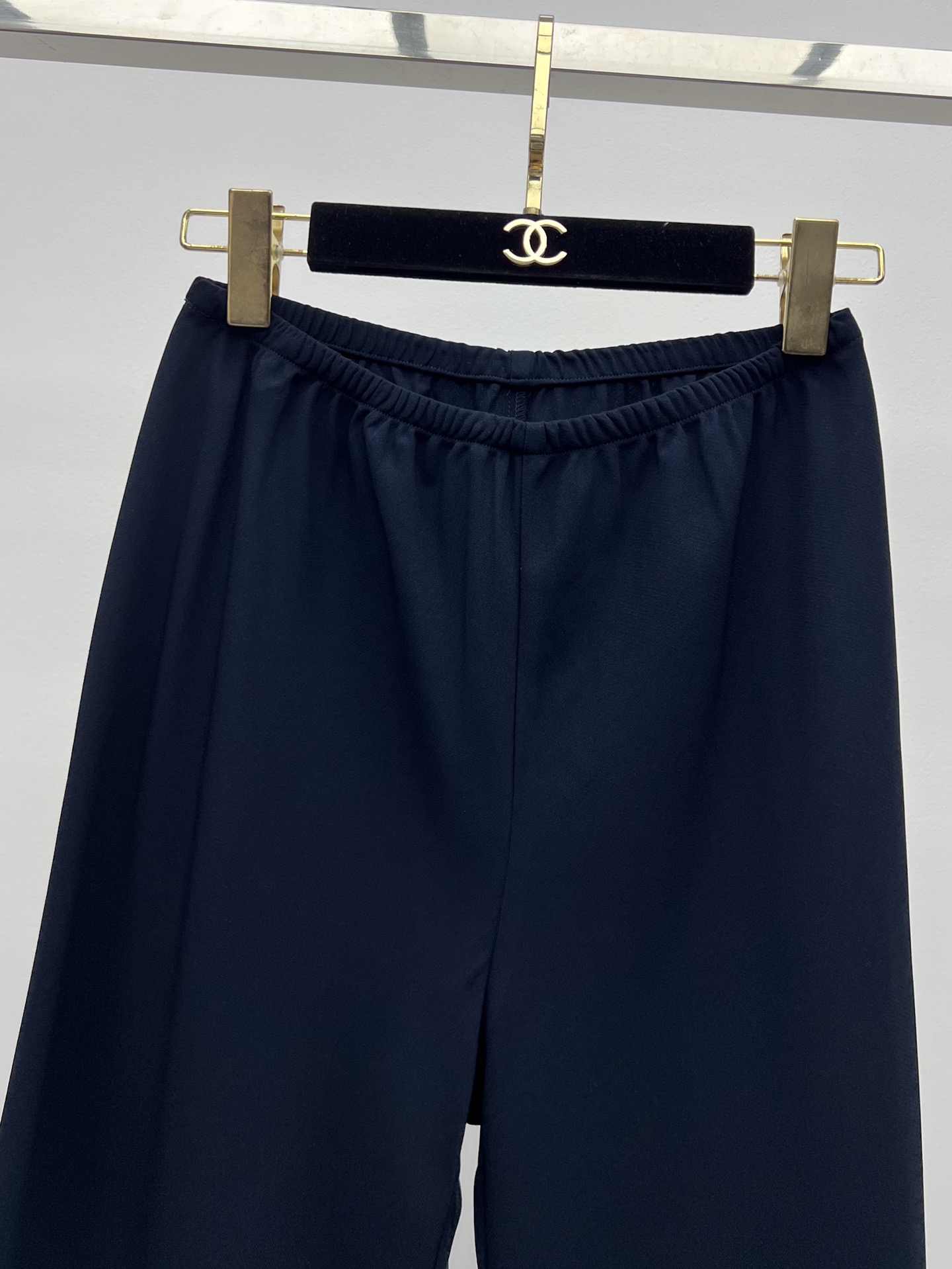 Elegant Single-Size Female Suit with Acoustic Acid Blending Material for Grace and Comfort - 图片 3