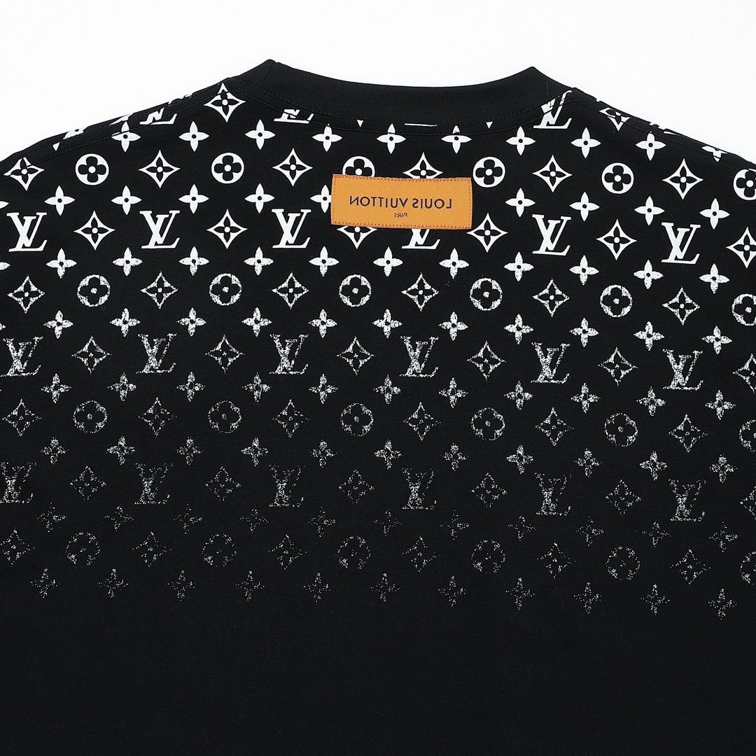 路易威登/Louis Vuitton 夏季新款 老花渐变字母印花圆领短袖T恤
