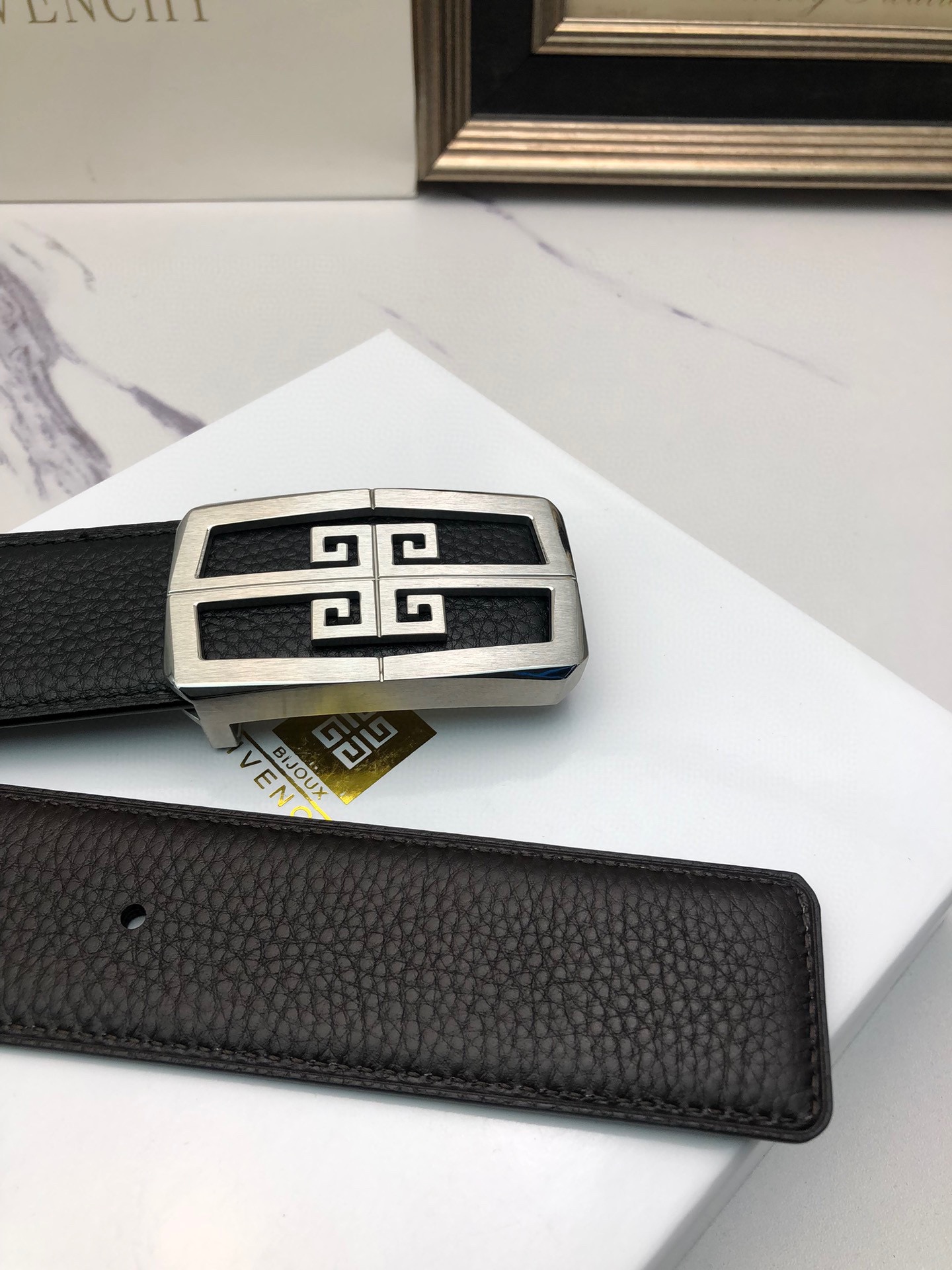 High-Quality Lynch Belt for Man with Single-Headed Calves, Deer Skin, Threaded Appearance - 图片 6