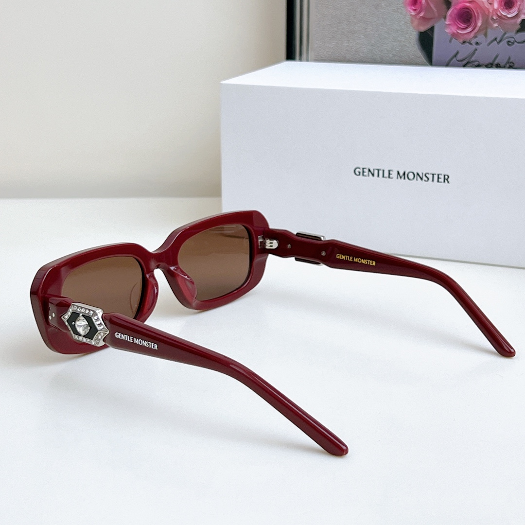  GENTLE MONSTE*
MODEL：PHANTOM
SIZE：53口21-145
⚠️新品天使之