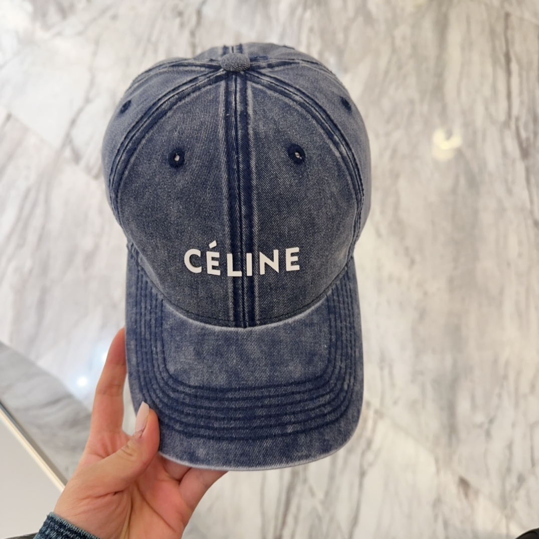 NO:224826,Celine's latest baseball caps are all very positive in color!  Hat Straw Hat Fisherman Hat Baseball Hat Knitted Hats, Hats, Celine, espadrilles, hats19860909Celine最新棒球帽 颜色版型都很正！帽子草帽渔夫帽棒球帽针织帽,帽子,celine,espadrilles,hats,hat