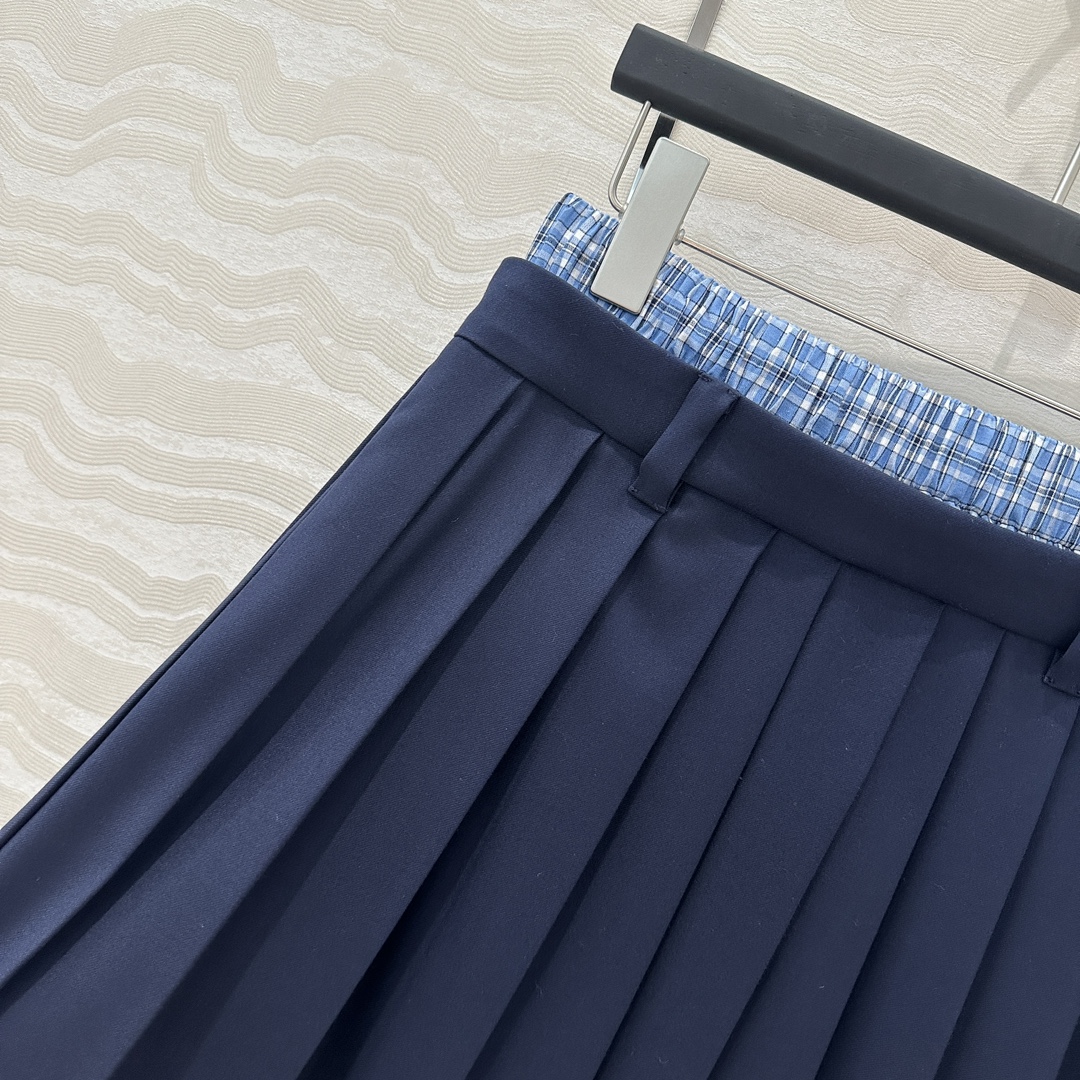 独家首发❤️爆单推荐，miu系女大学院风，青春少女风蓝格双腰头假两件设计压褶长半裙，进口精纺羊毛西装面料
