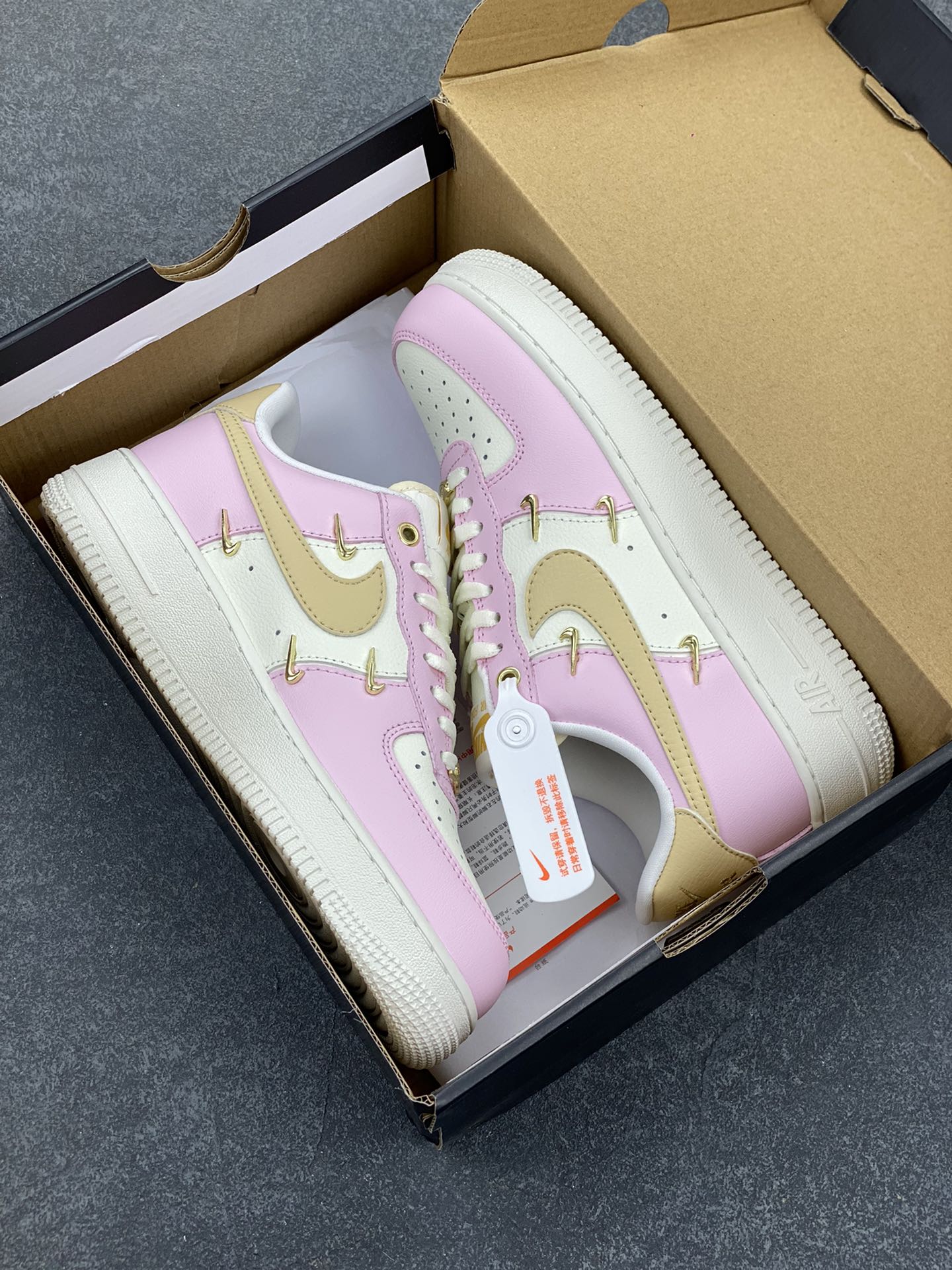 图片[9]-Air Force 1\’ 07 粉金 原楦头原纸板 打造纯正空军版型 专注外贸渠道 全掌内置蜂窝气垫 #原盒配件 原厂中底钢印、拉帮完美 货号：IB2574-600 尺码：35.5 36 36.5 37.5 38 38.5 39 40 40.5 41 42-选品中心
