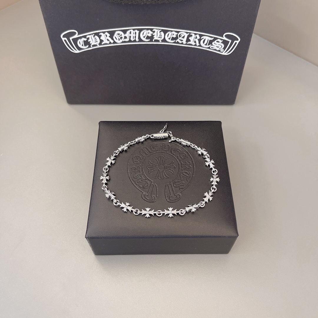 NO:107206,Chrome Hearts Cross Hearts Beautiful White Gold Bracelet It looks really good~, jewelry quality, chrome hearts, chrome hearts, bracelet19860909Chrome Hearts 克罗心 绝美白金色手链 真的好好看～,饰品精品,chrome hearts,chrome hearts,bracelet,Jewelry