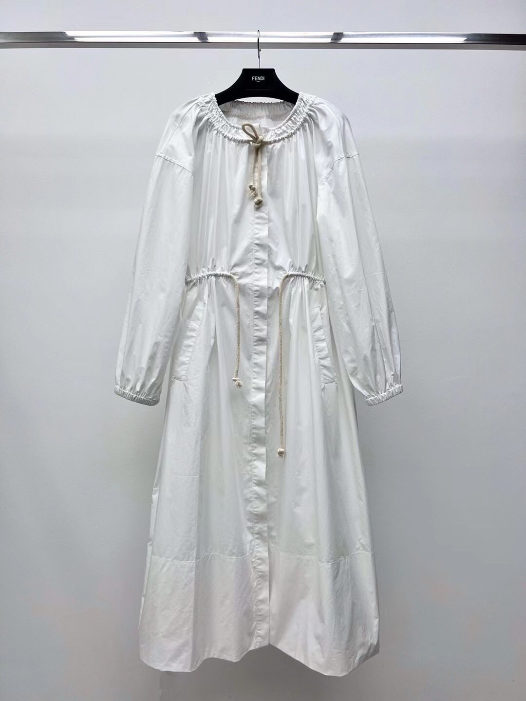 “JS Symbolism Integrated: P920 Single-Handed Female Suit with Long-Swipe Dress” - 图片 2